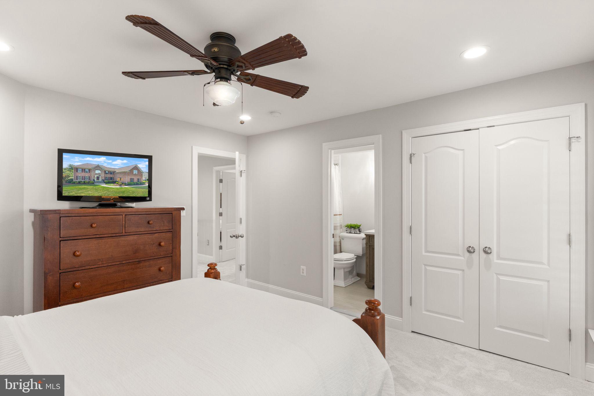 BROOKSIDE - Residential