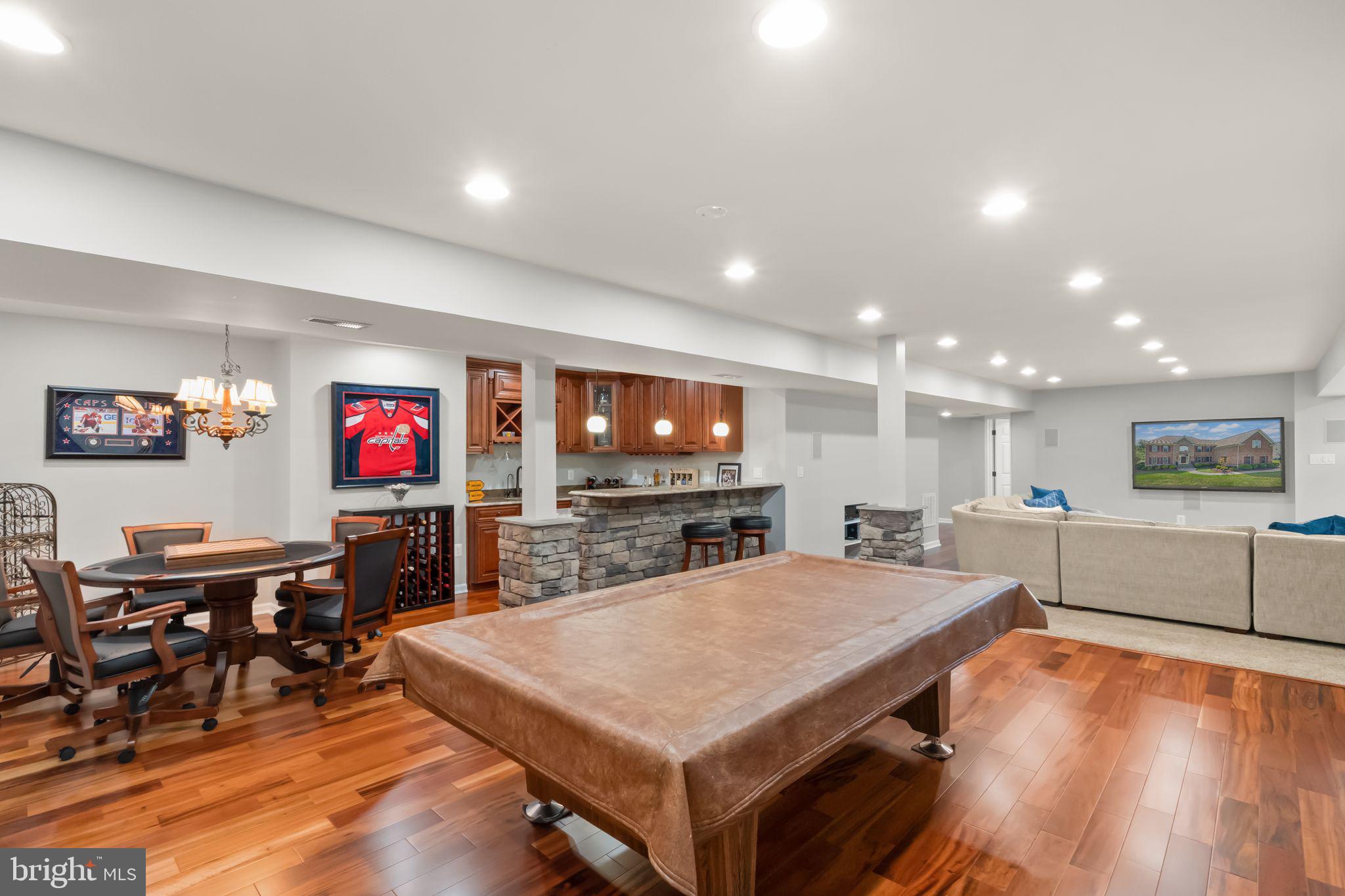 BROOKSIDE - Residential