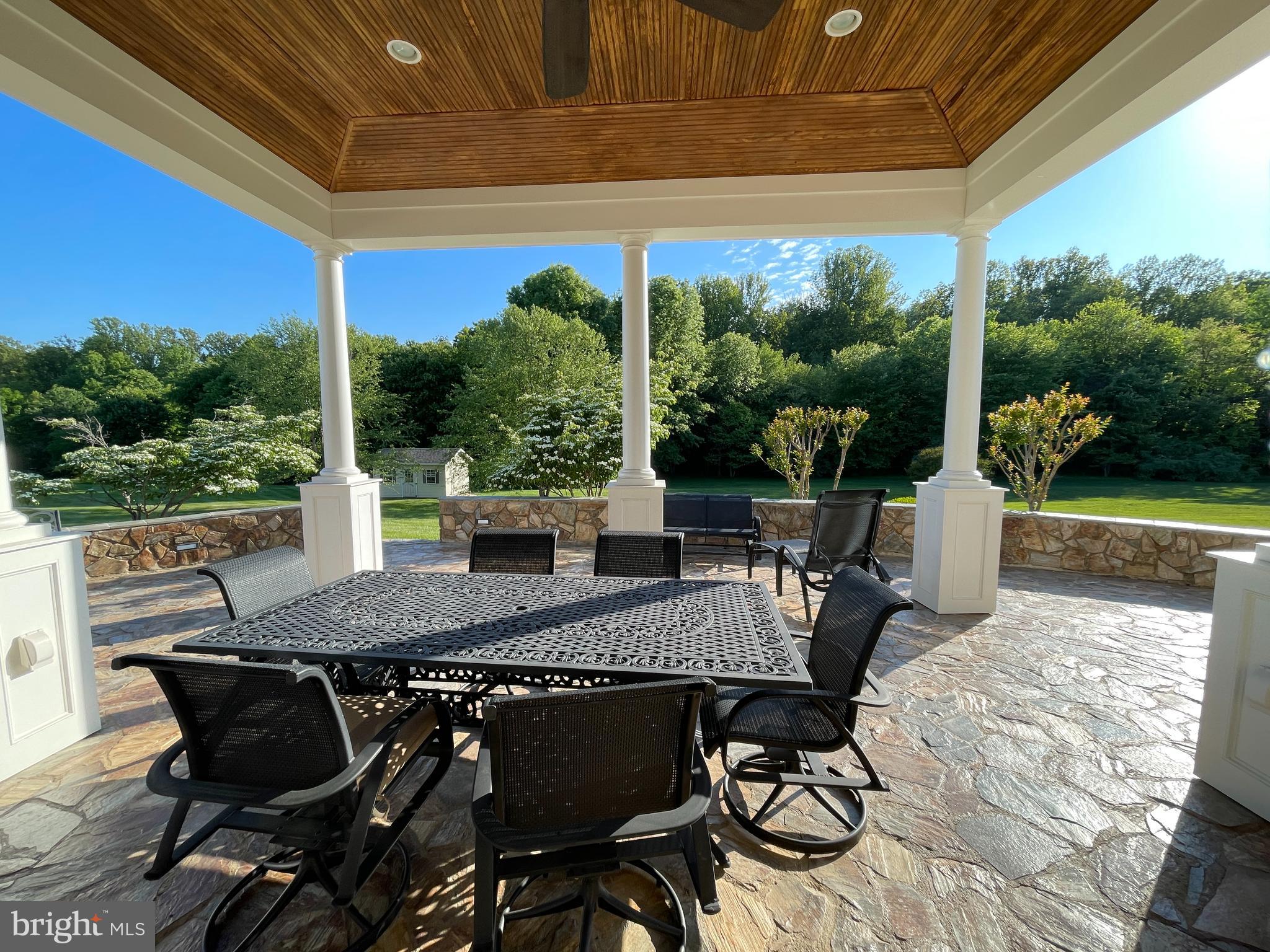 BROOKSIDE - Residential