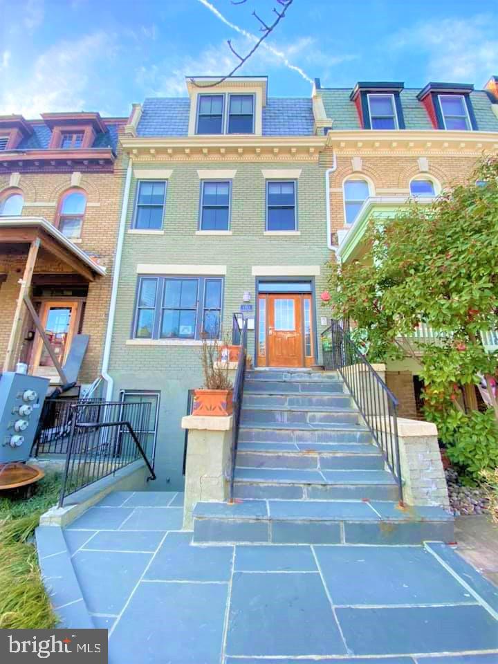 COLUMBIA HEIGHTS - Residential Lease