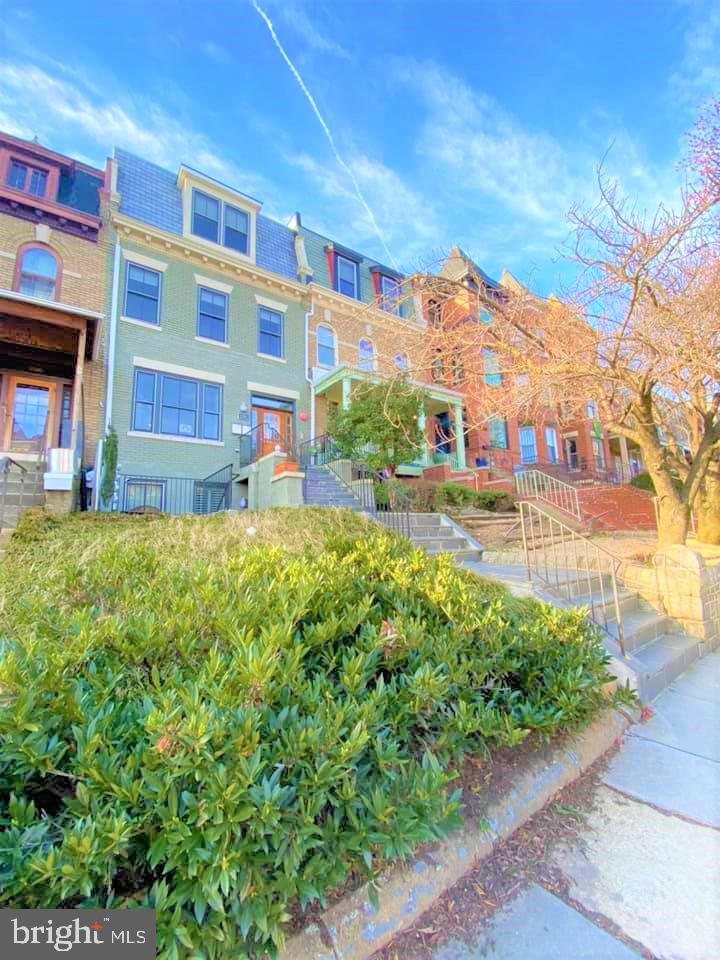 COLUMBIA HEIGHTS - Residential Lease