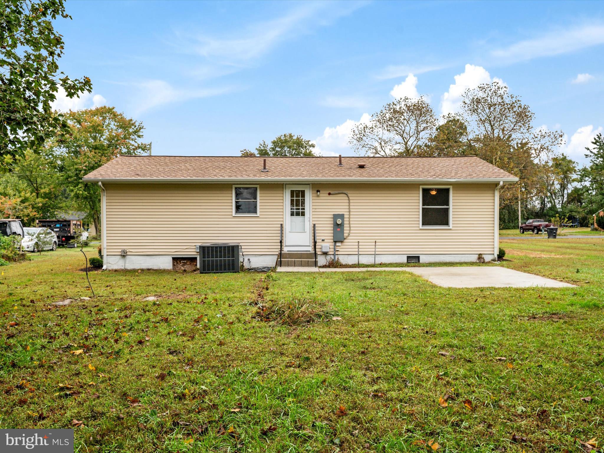 WEST VIEW - Residential