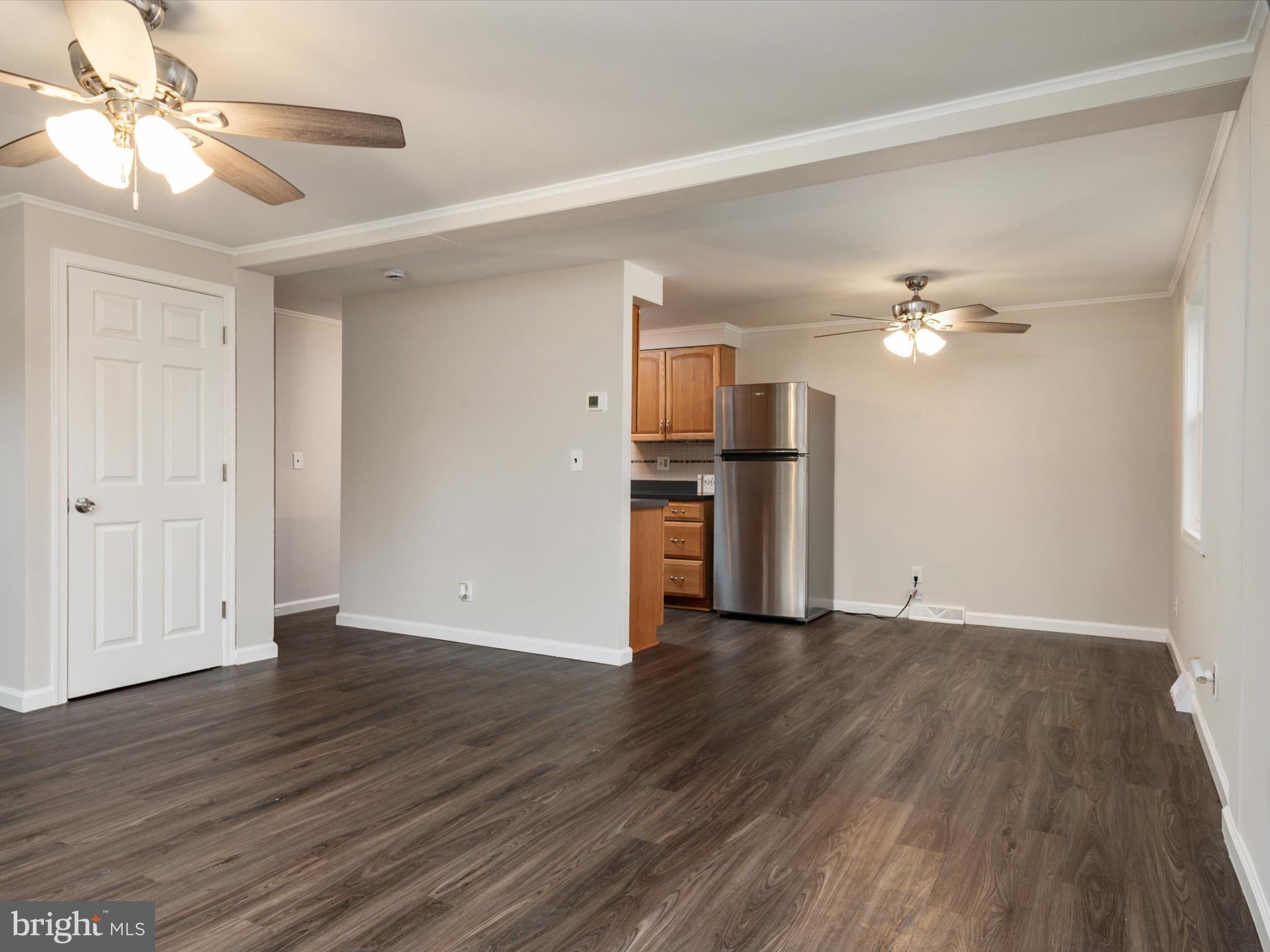 WEST VIEW - Residential