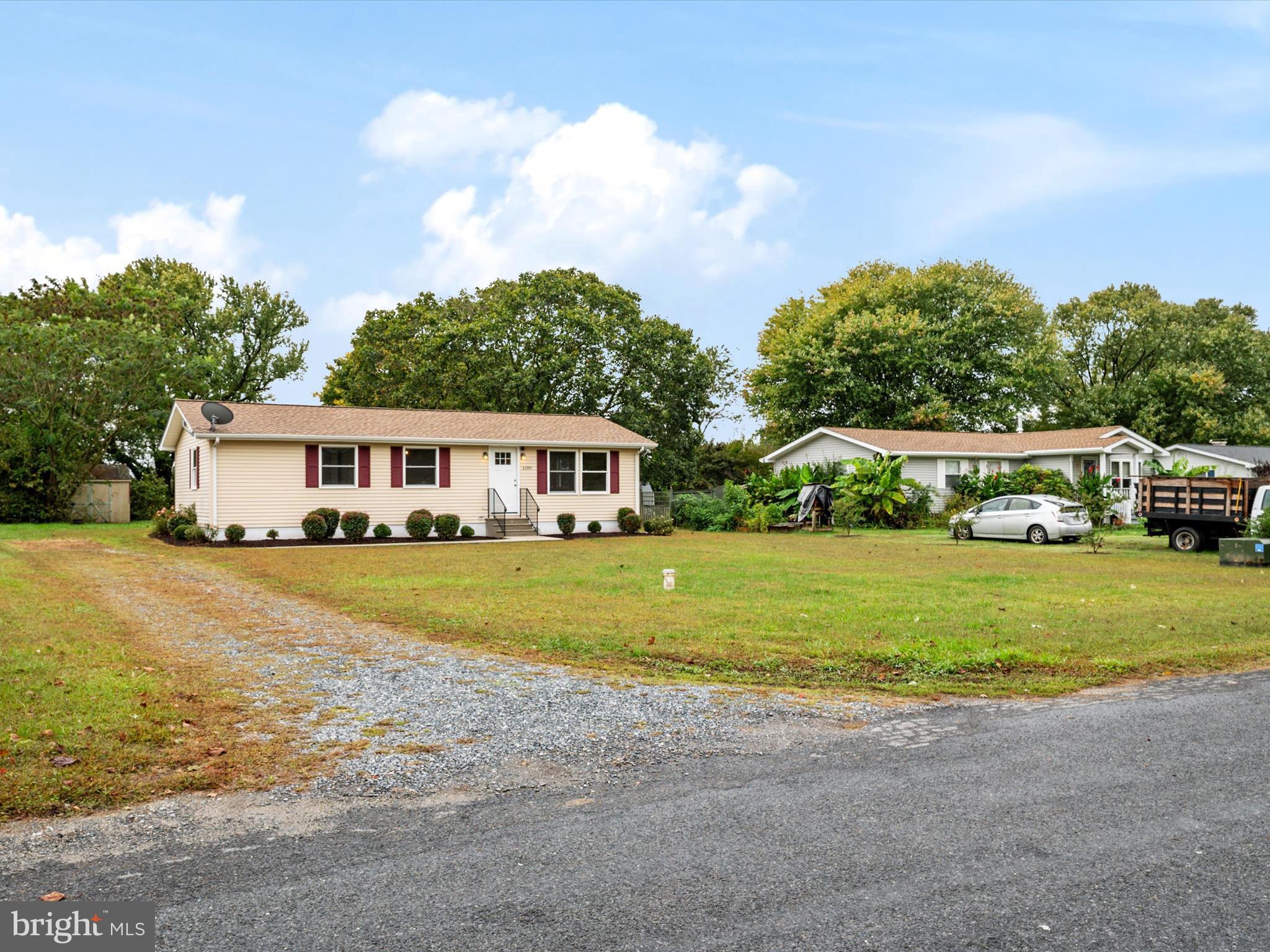 WEST VIEW - Residential