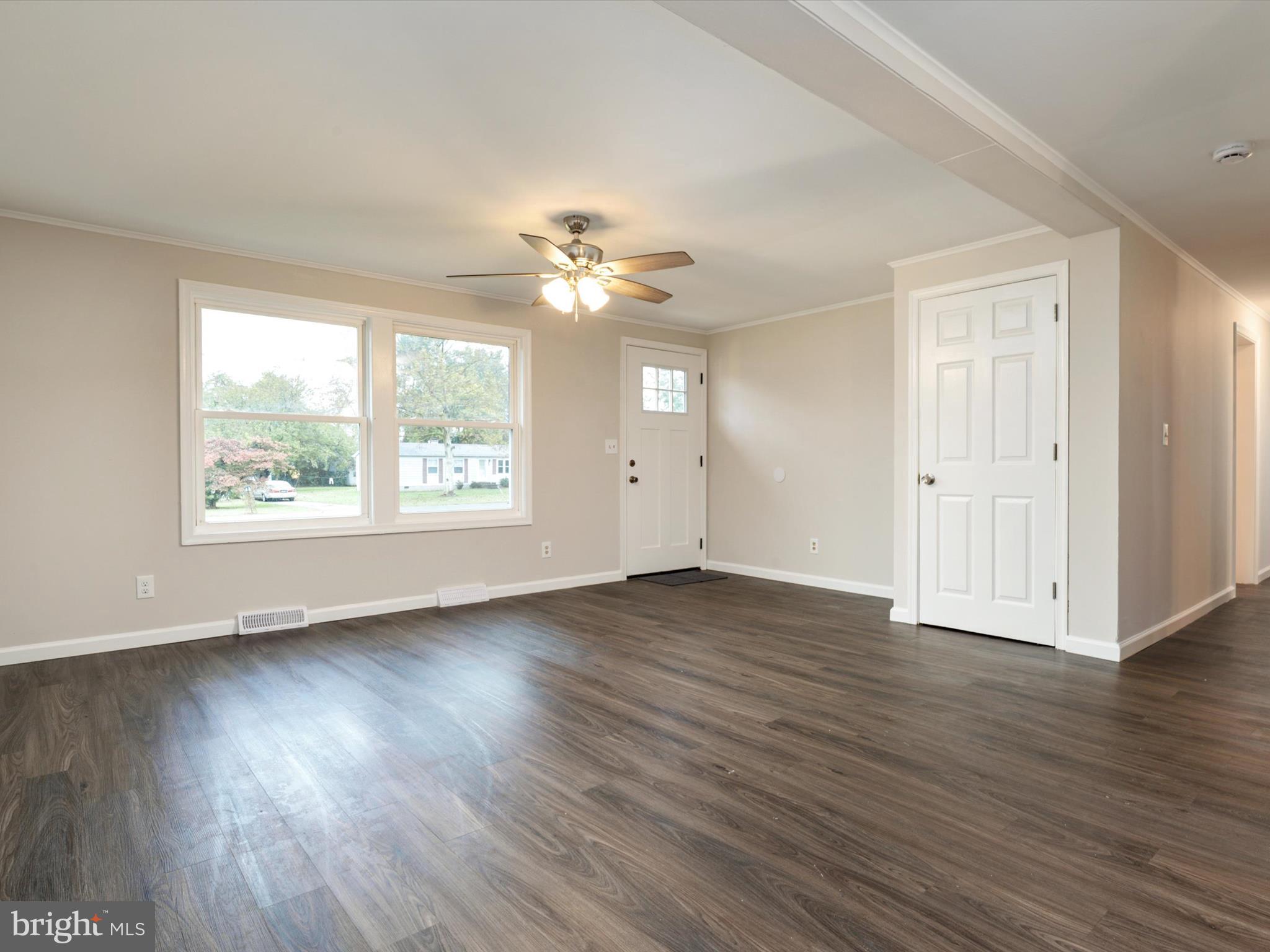 WEST VIEW - Residential