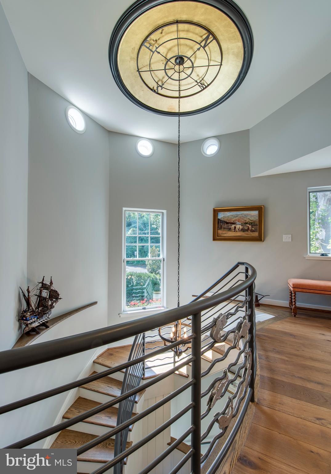 GLADWYNE - Residential