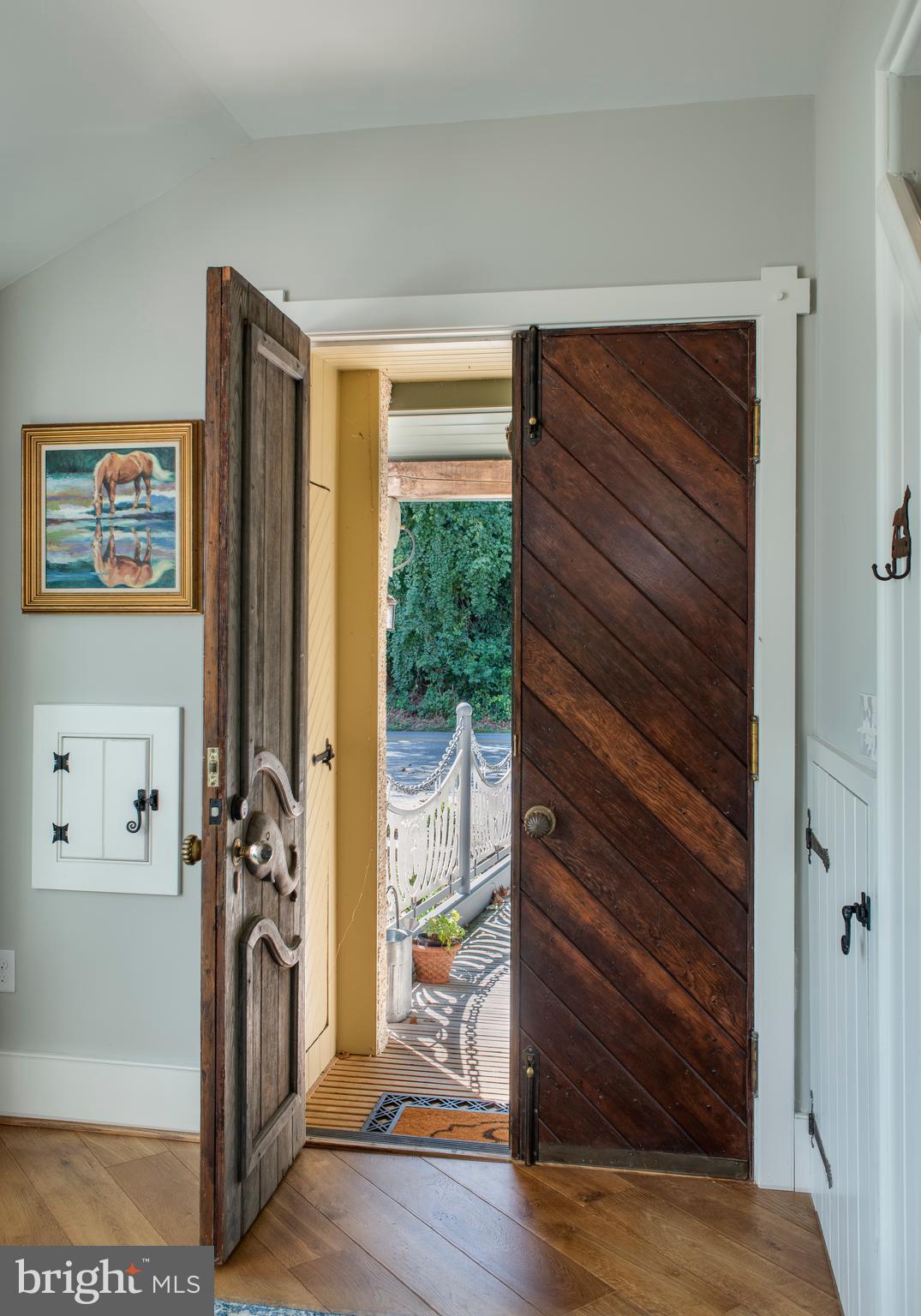 GLADWYNE - Residential