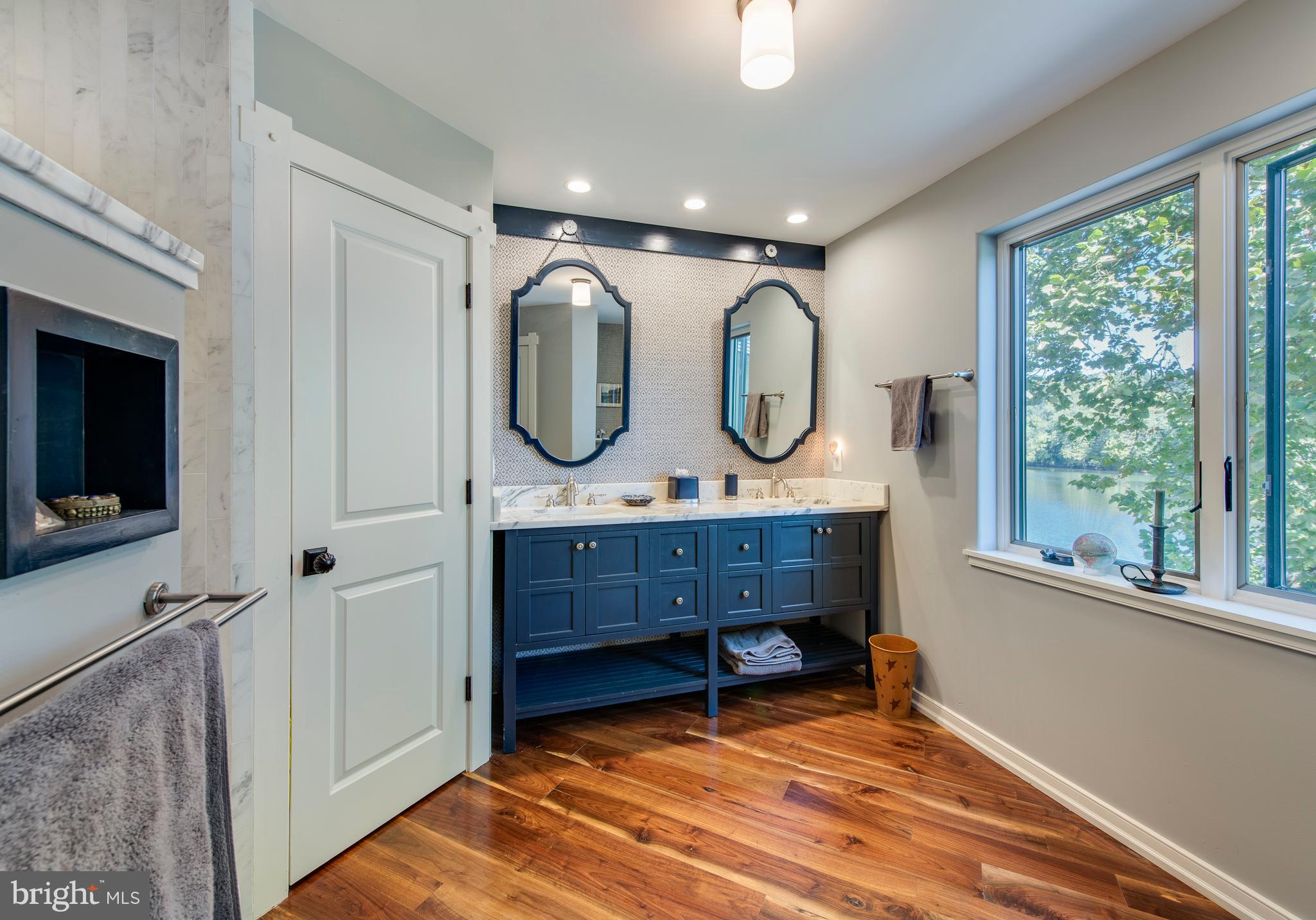 GLADWYNE - Residential