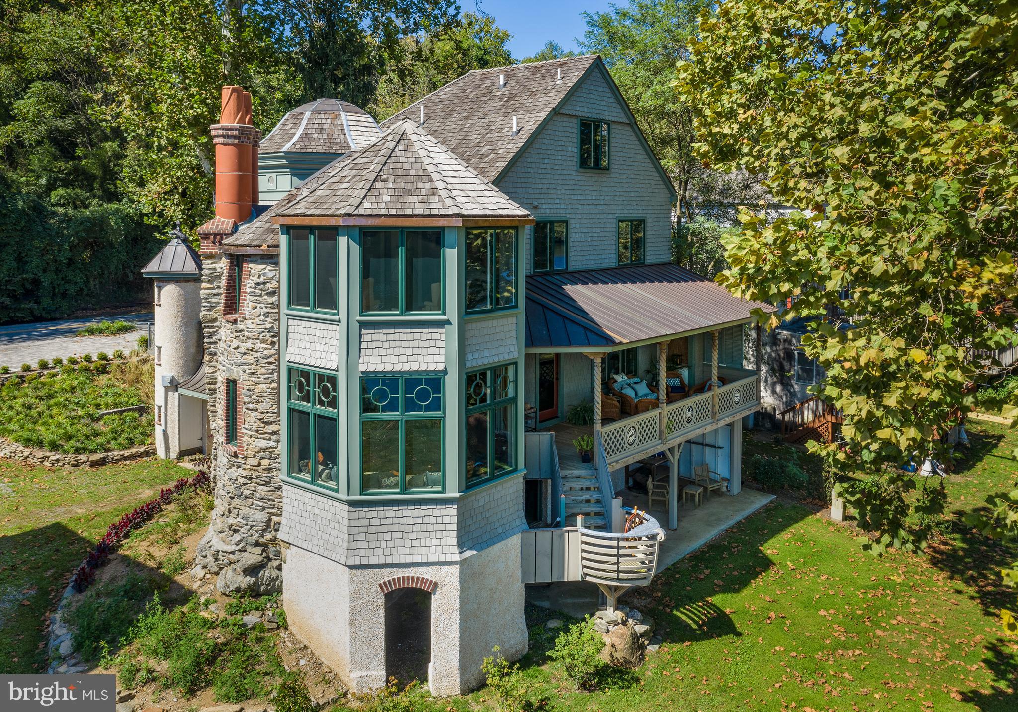 GLADWYNE - Residential