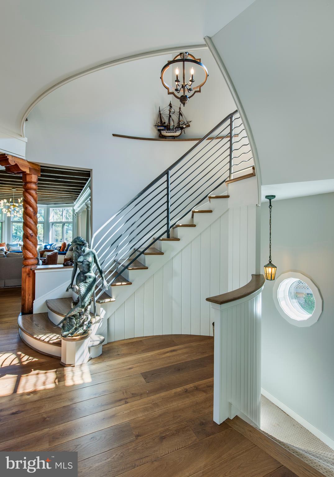 GLADWYNE - Residential