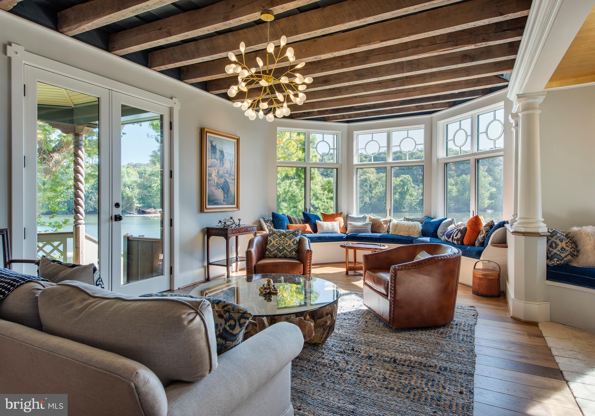 GLADWYNE - Residential