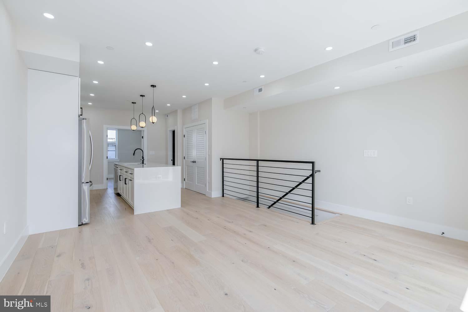 722 KENYON STREET NW A