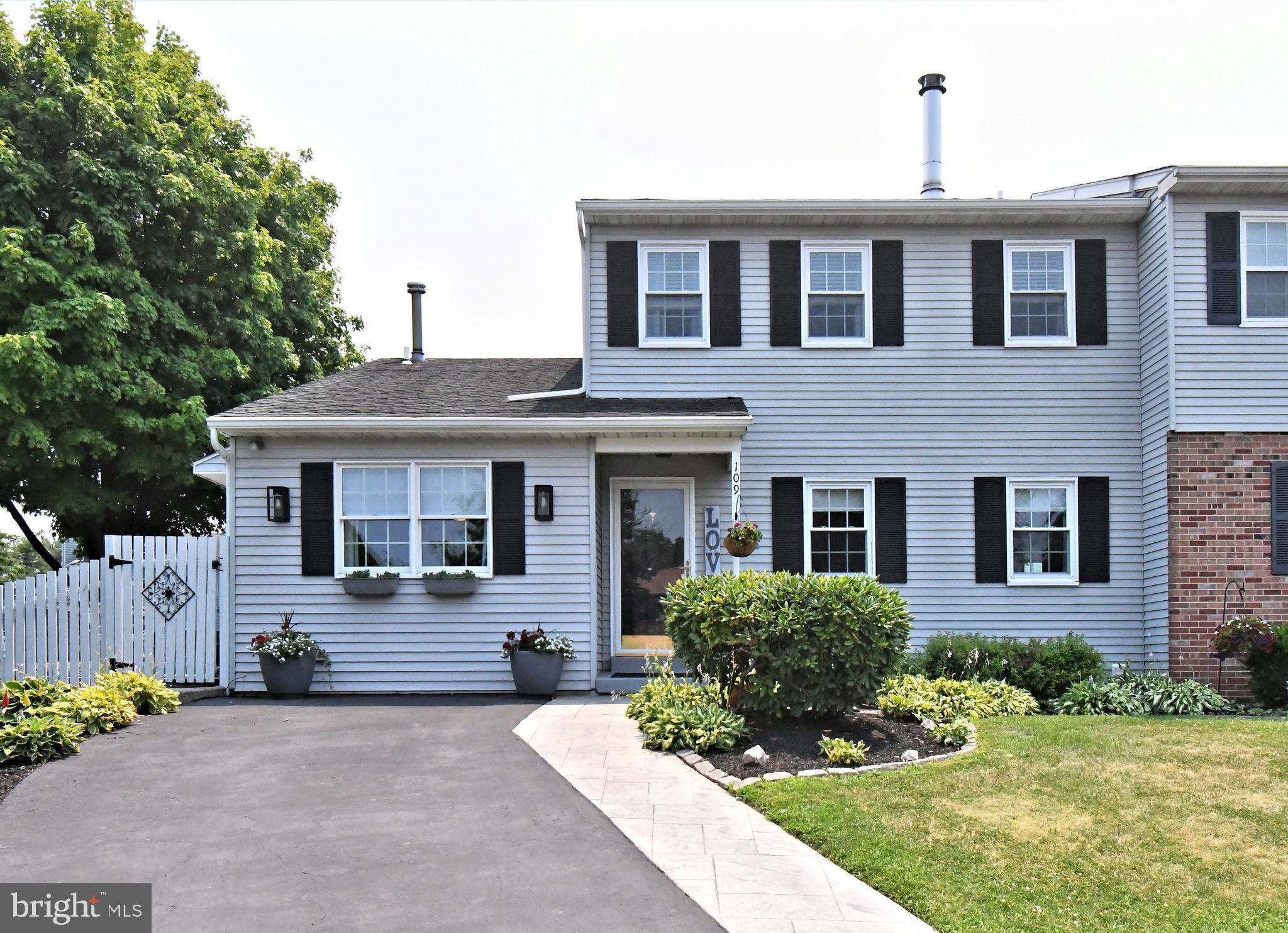 109 MACINTOSH LANE