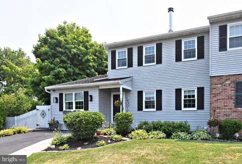 Townhouse For Sale - 109 Macintosh Lane<br/> NORTH WALES, PA 19454