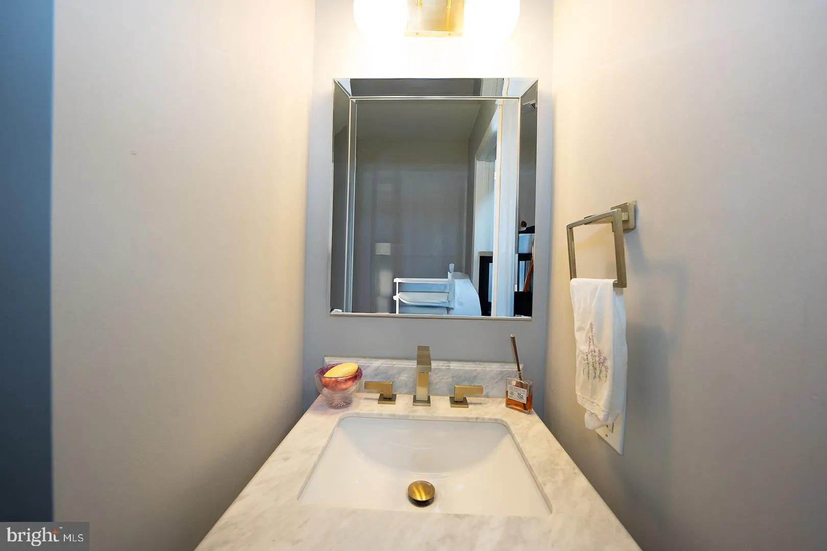 Chesterbrook, Pennsylvania 19087, United States, 3 Bedrooms Bedrooms, ,4 BathroomsBathrooms,Residential,Pending,117736