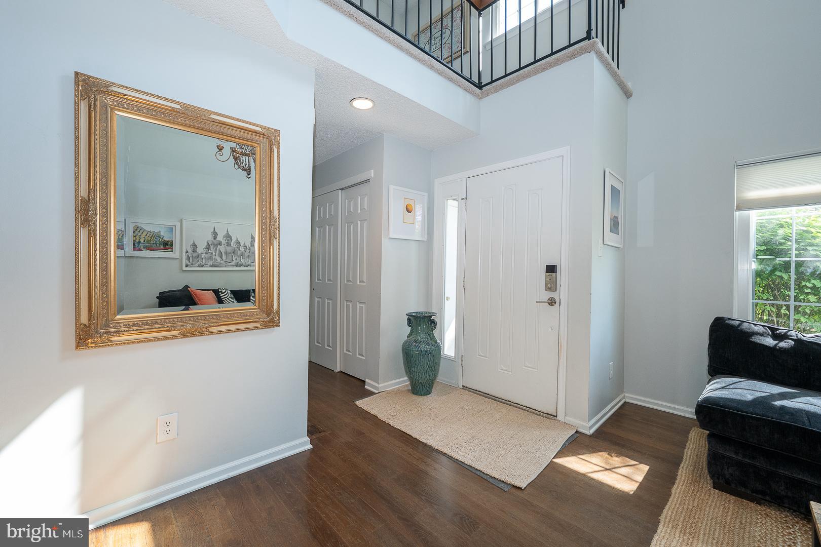 11 LANTERN LANE 11