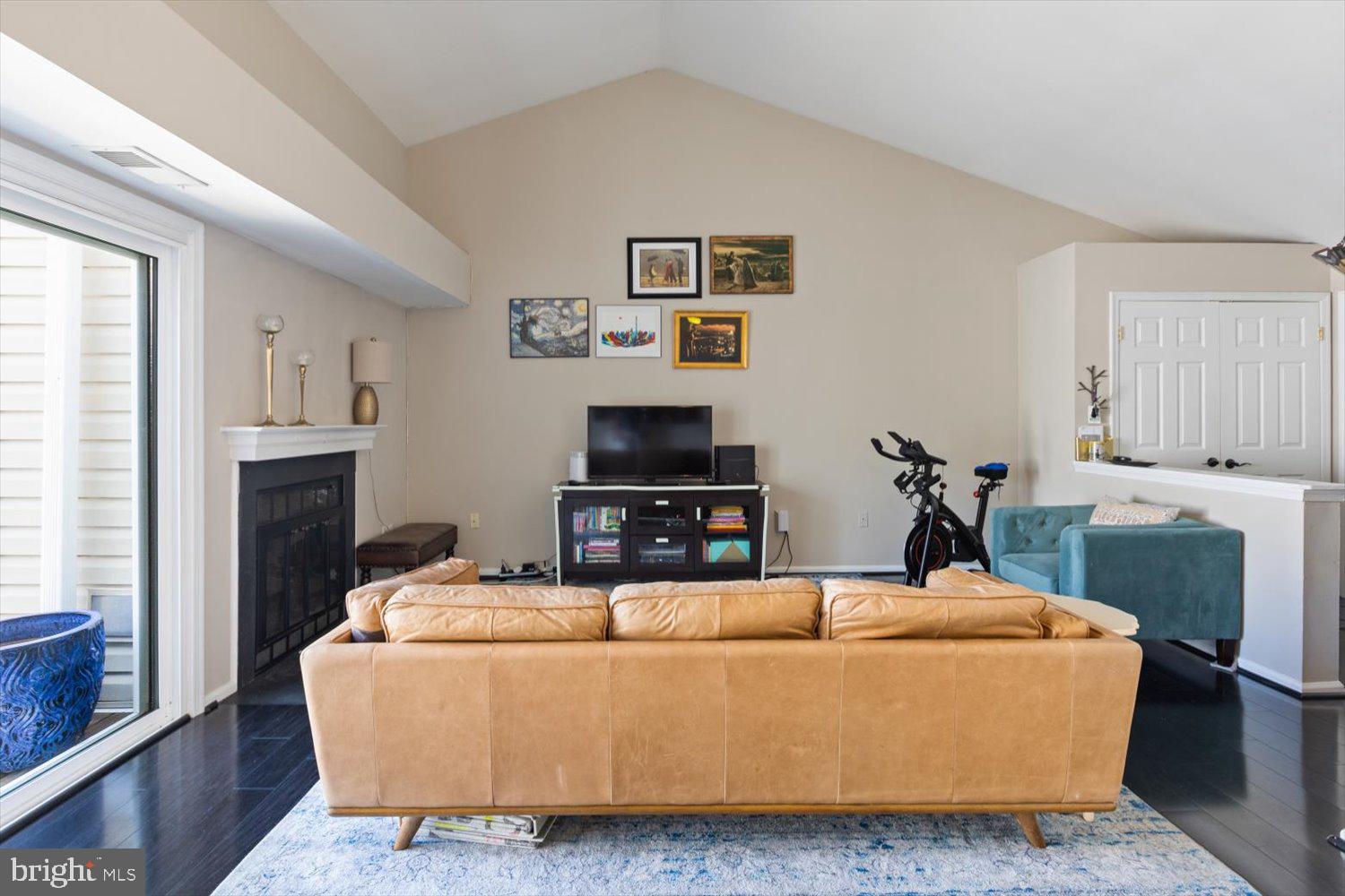 HEATHERLEA - Residential Lease