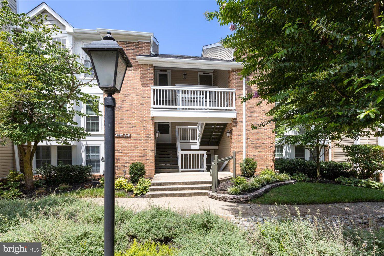 HEATHERLEA - Residential Lease