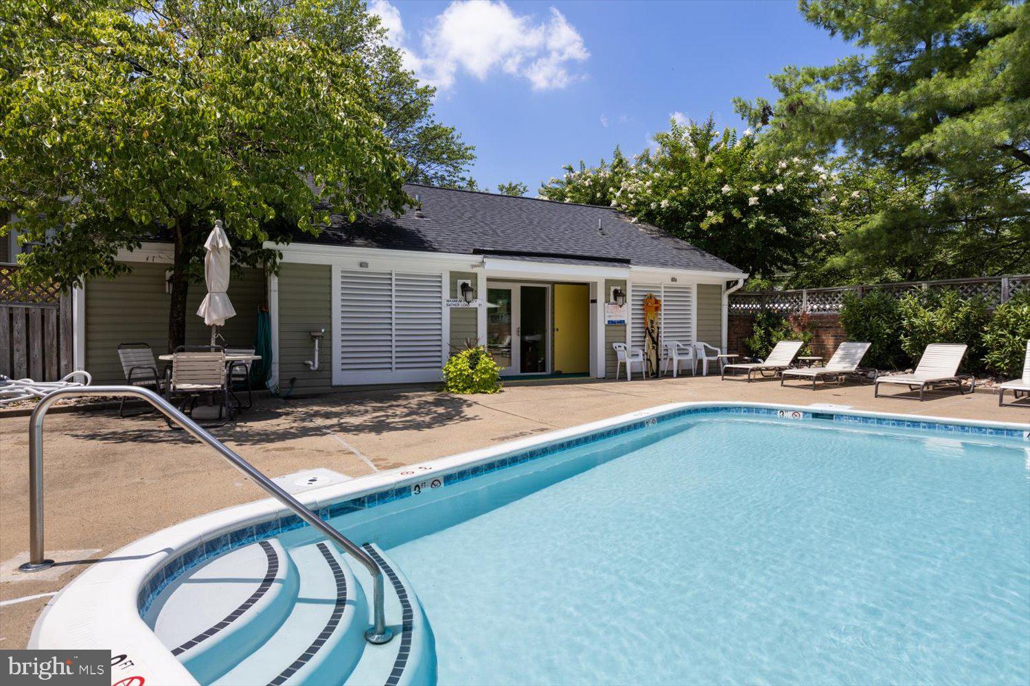 HEATHERLEA - Residential Lease