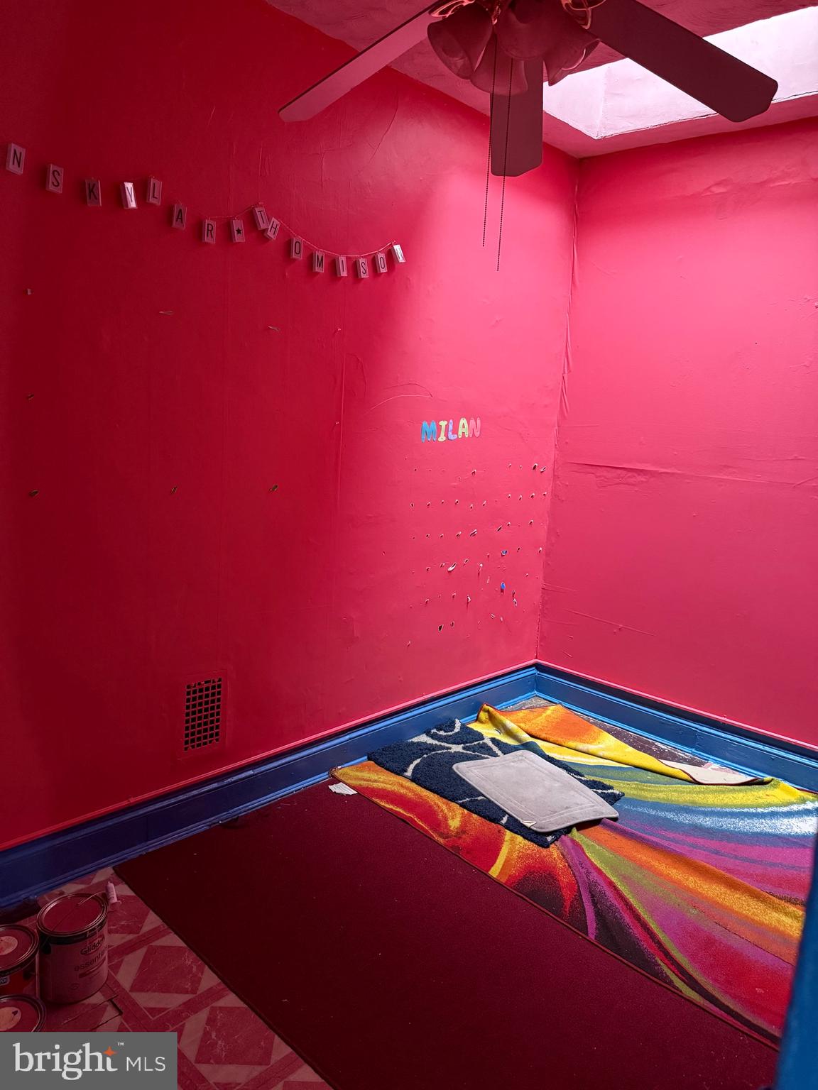 BROADWAY EAST - Residential