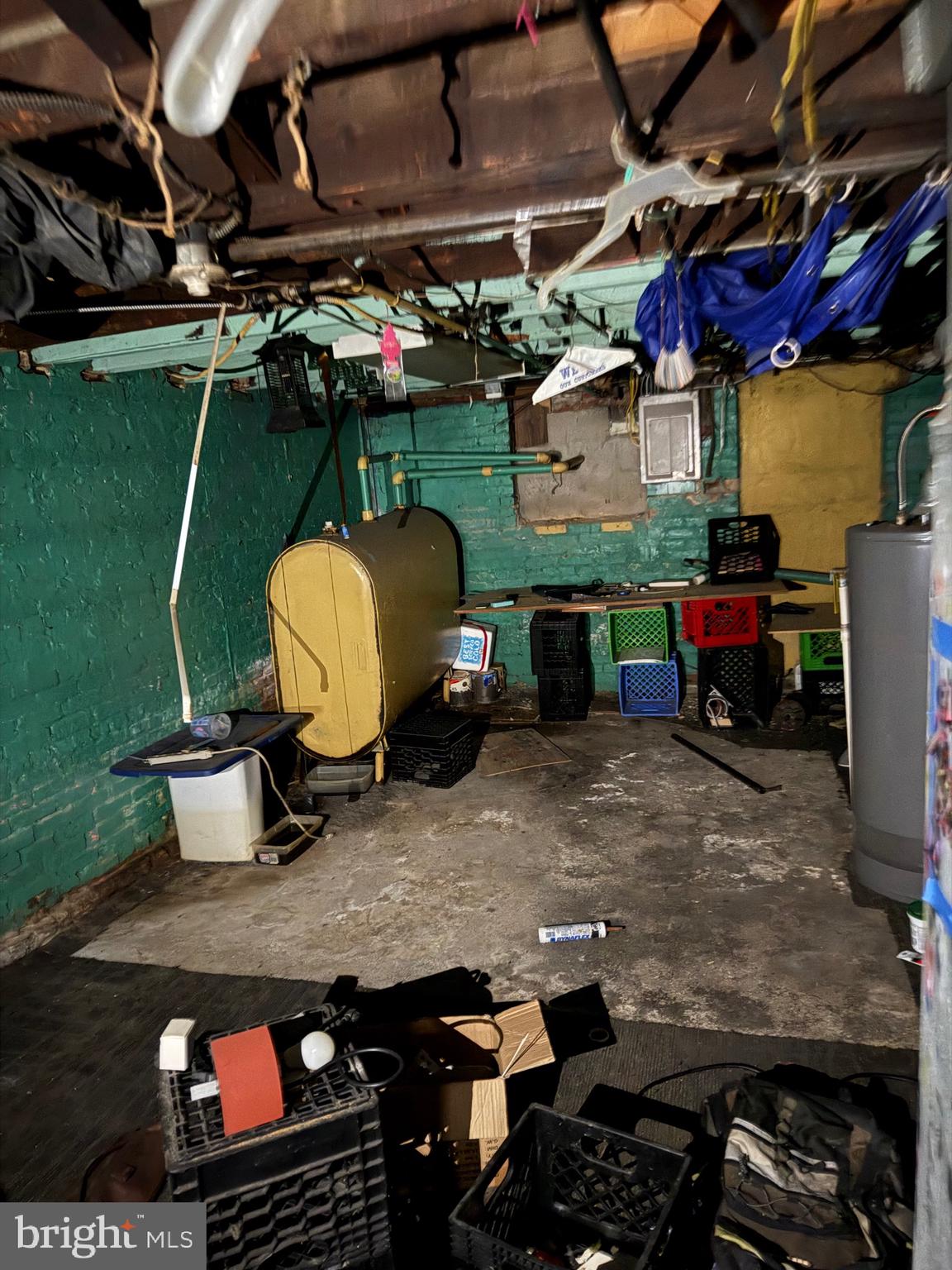 BROADWAY EAST - Residential