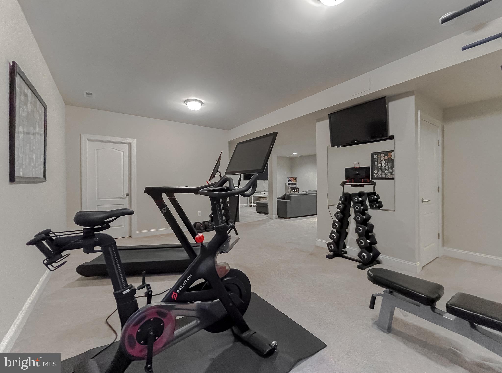 LEONARDS GRANT - Residential