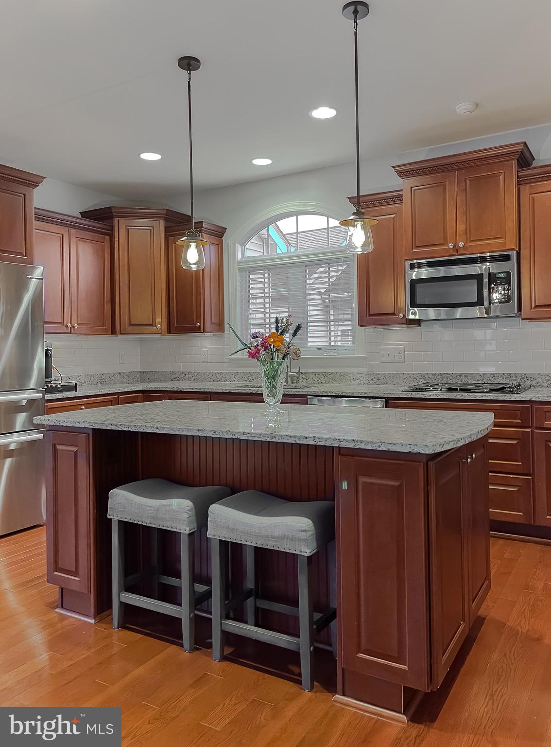 LEONARDS GRANT - Residential