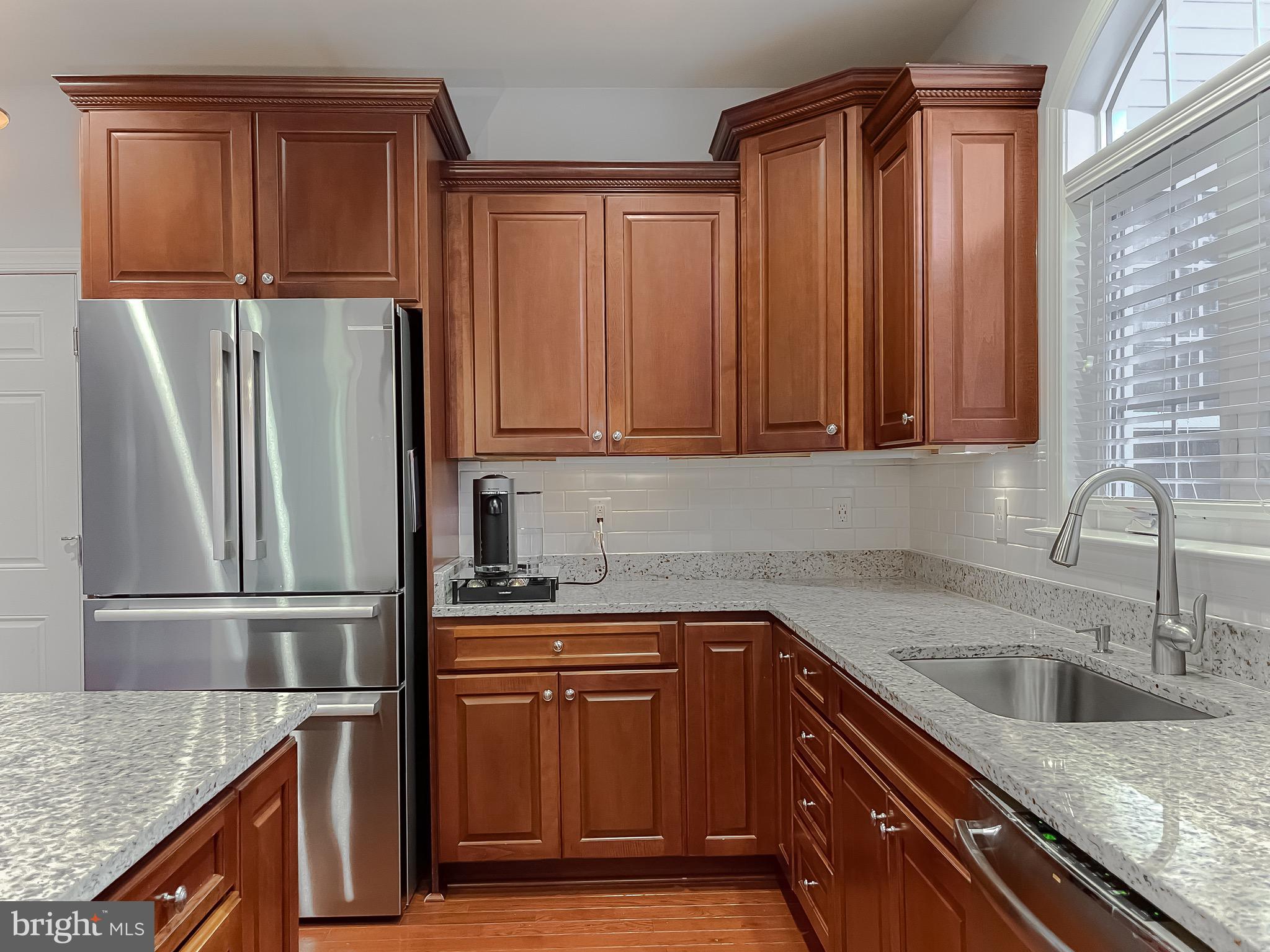 LEONARDS GRANT - Residential