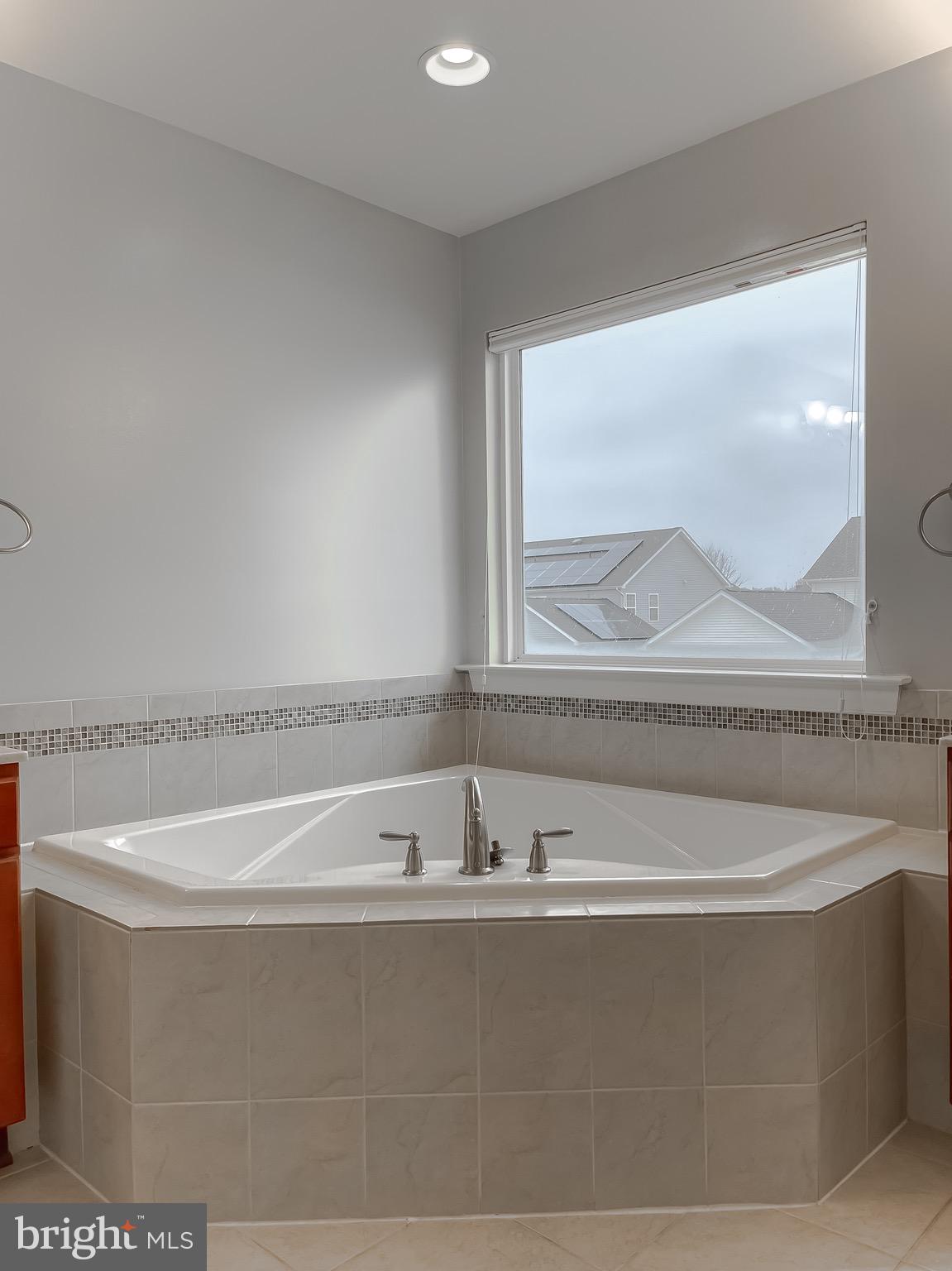 LEONARDS GRANT - Residential