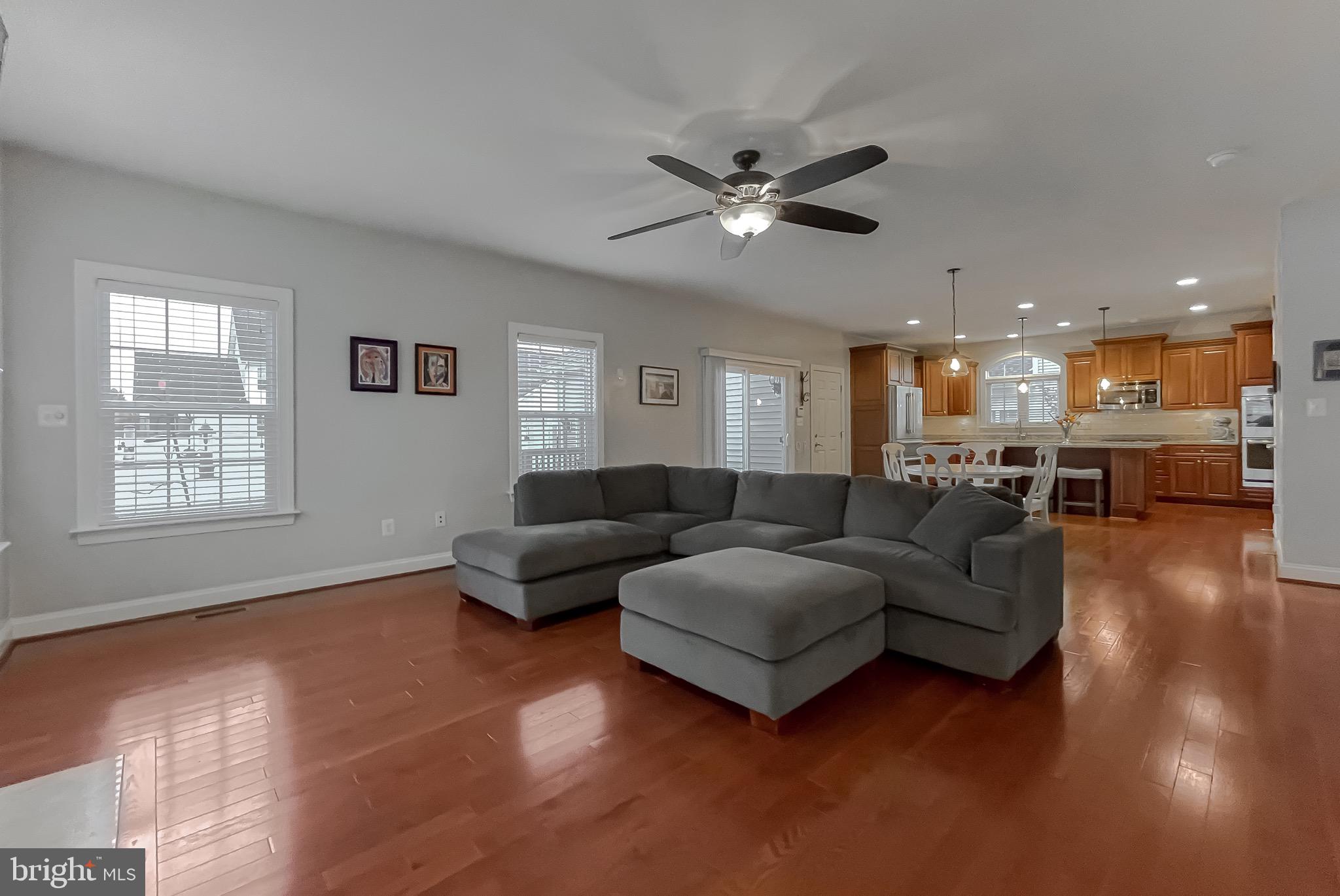 LEONARDS GRANT - Residential