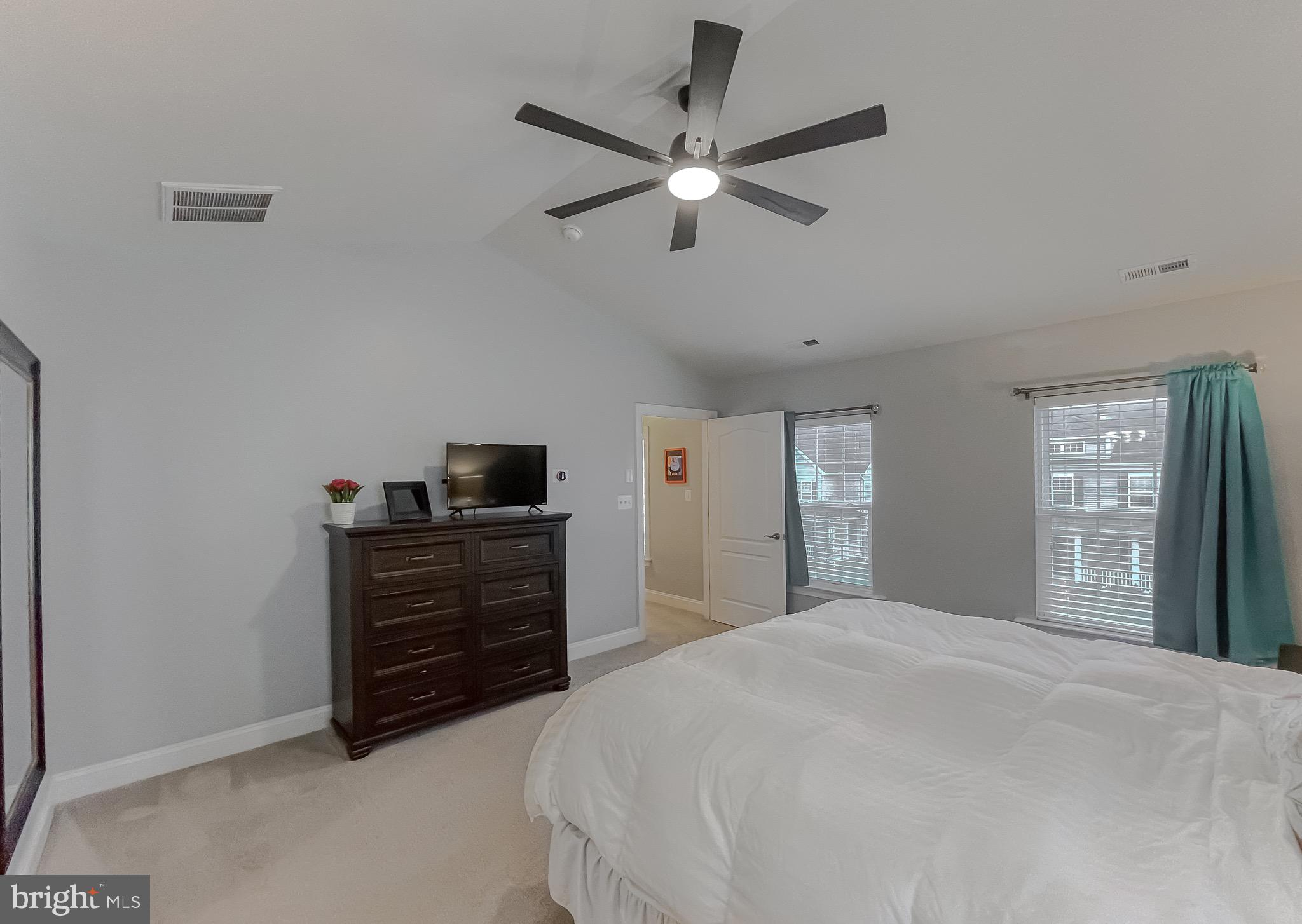 LEONARDS GRANT - Residential