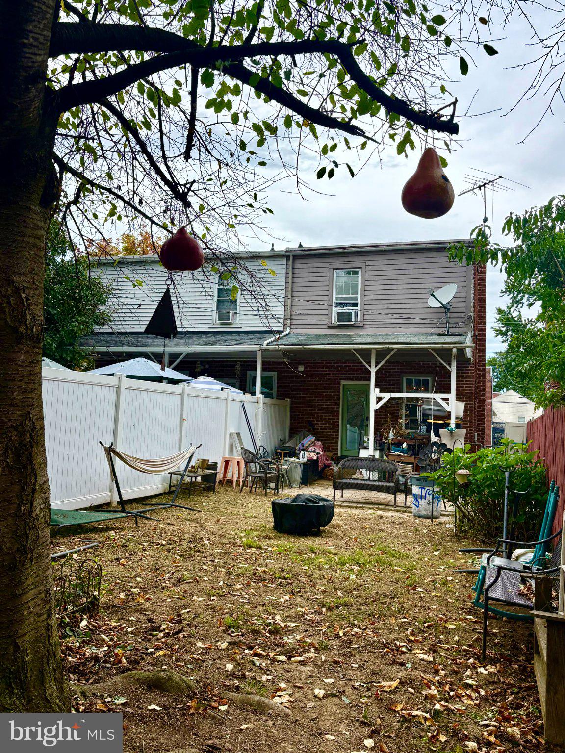 256 HAZEL STREET