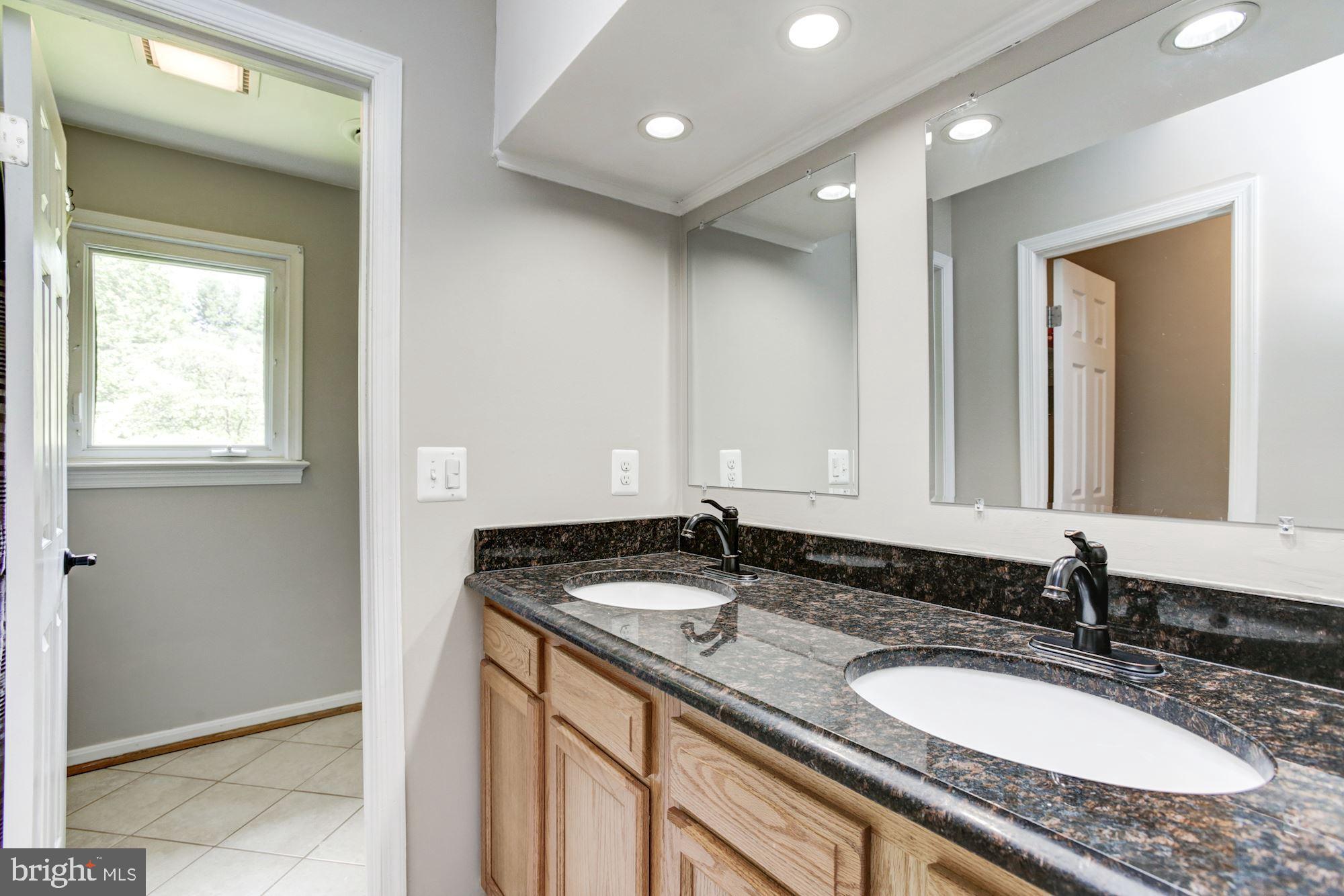 KALMIA FARMS - Residential