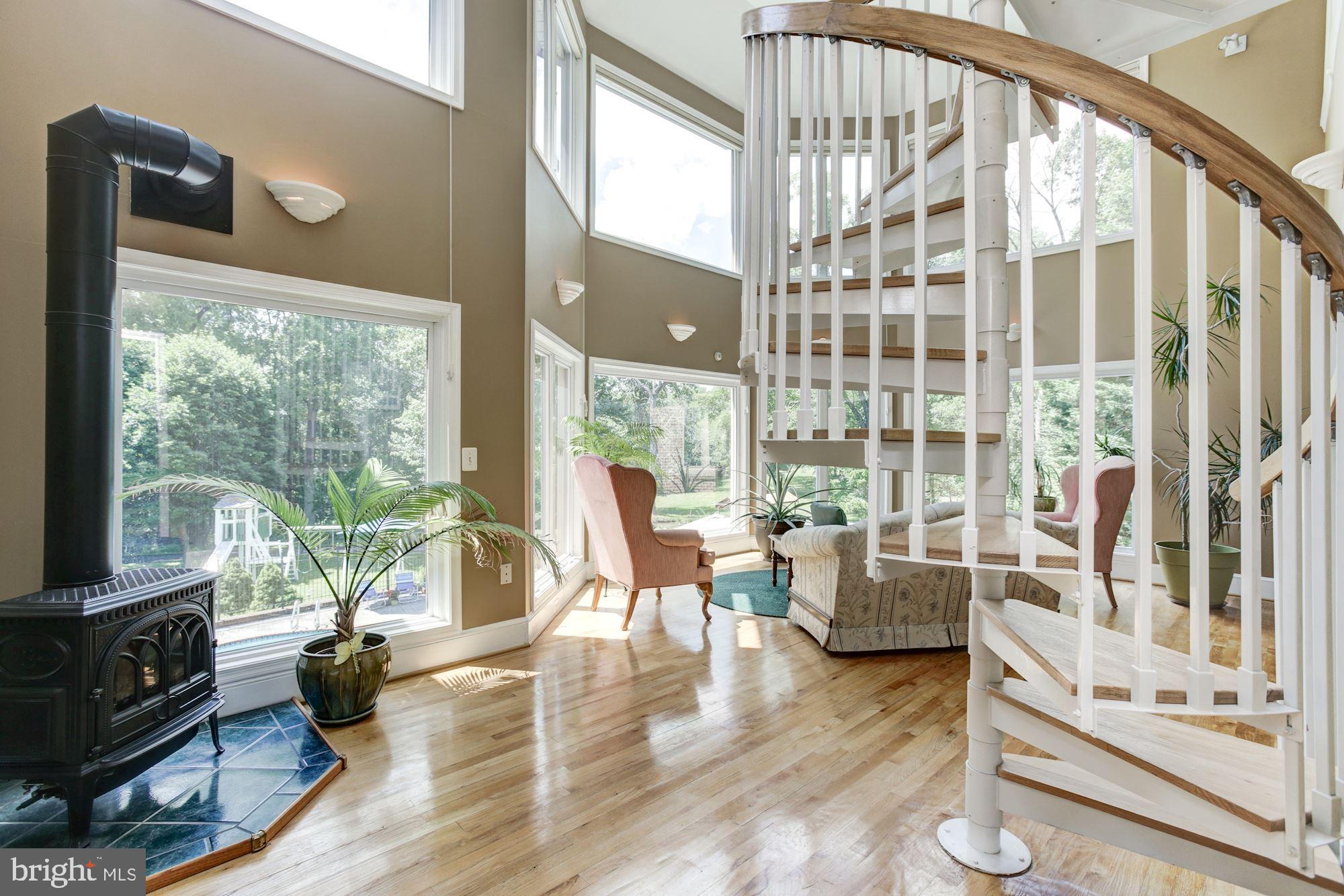 KALMIA FARMS - Residential