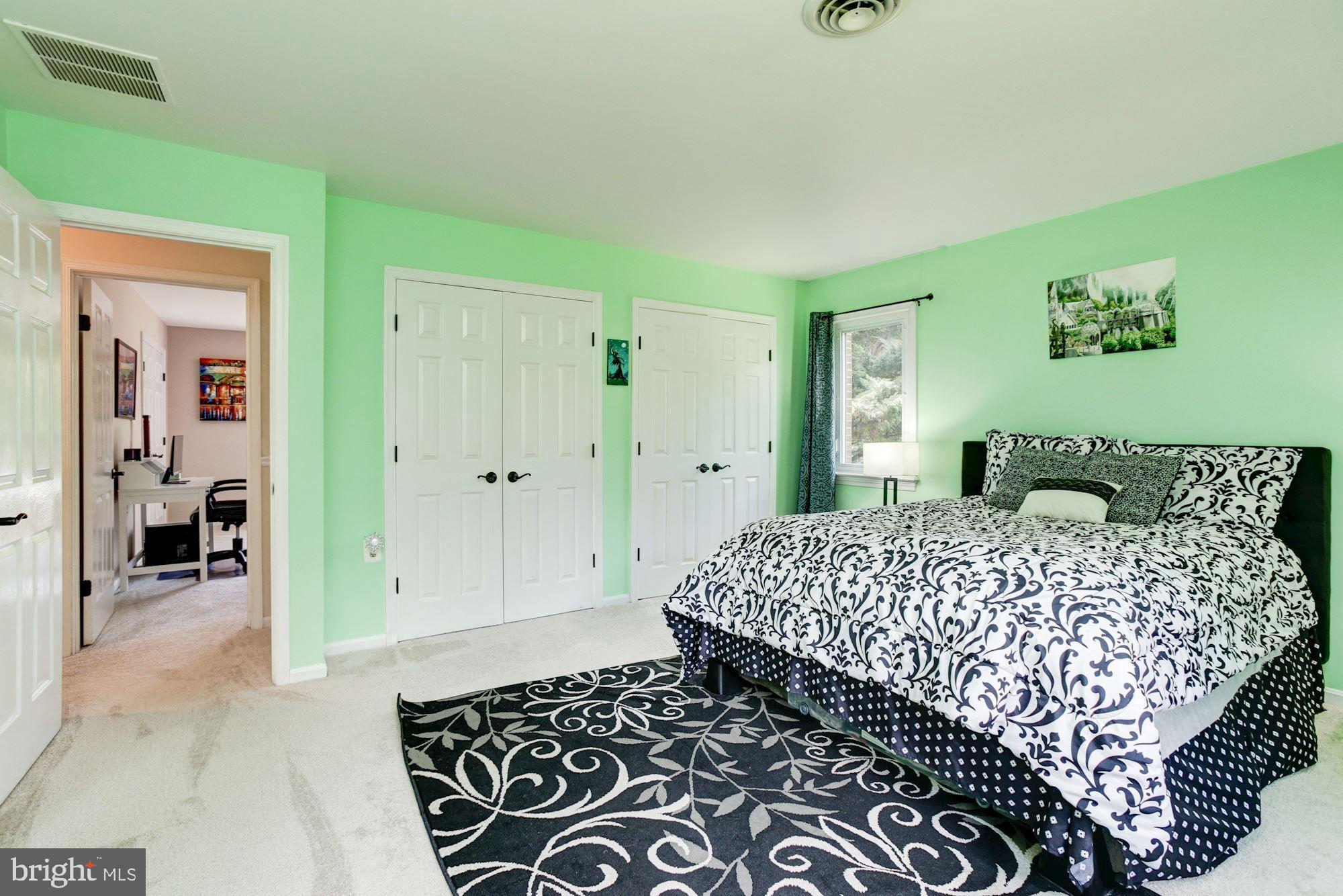 KALMIA FARMS - Residential