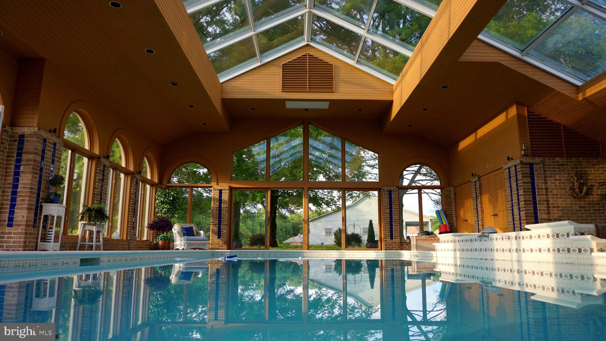 LOCUST GROVE ESTATES SUB - Residential