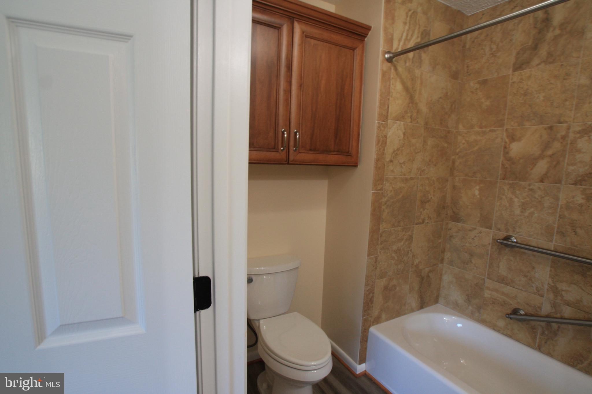 LEISURE WORLD - Residential