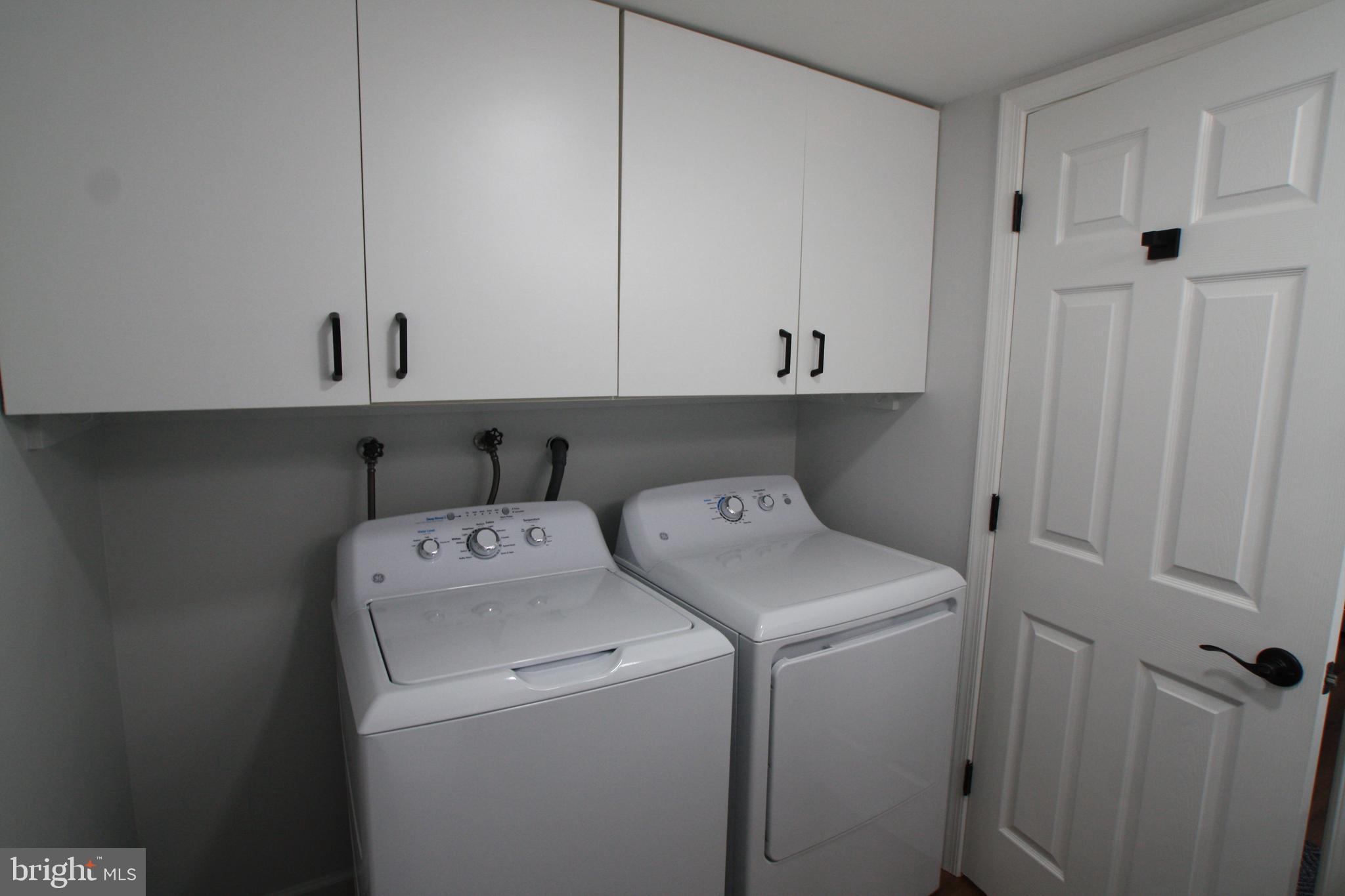 LEISURE WORLD - Residential