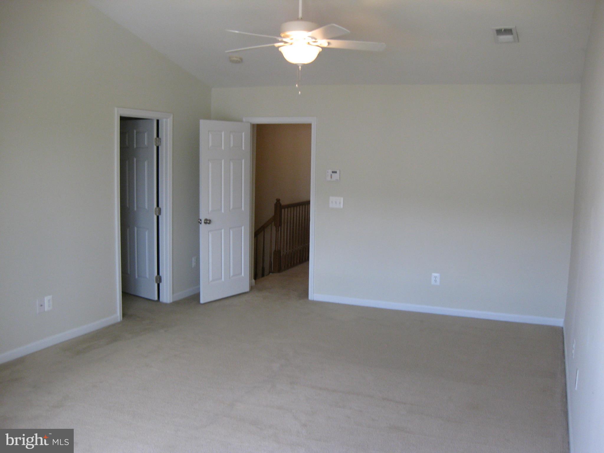 LAKELAND PLACE - Residential