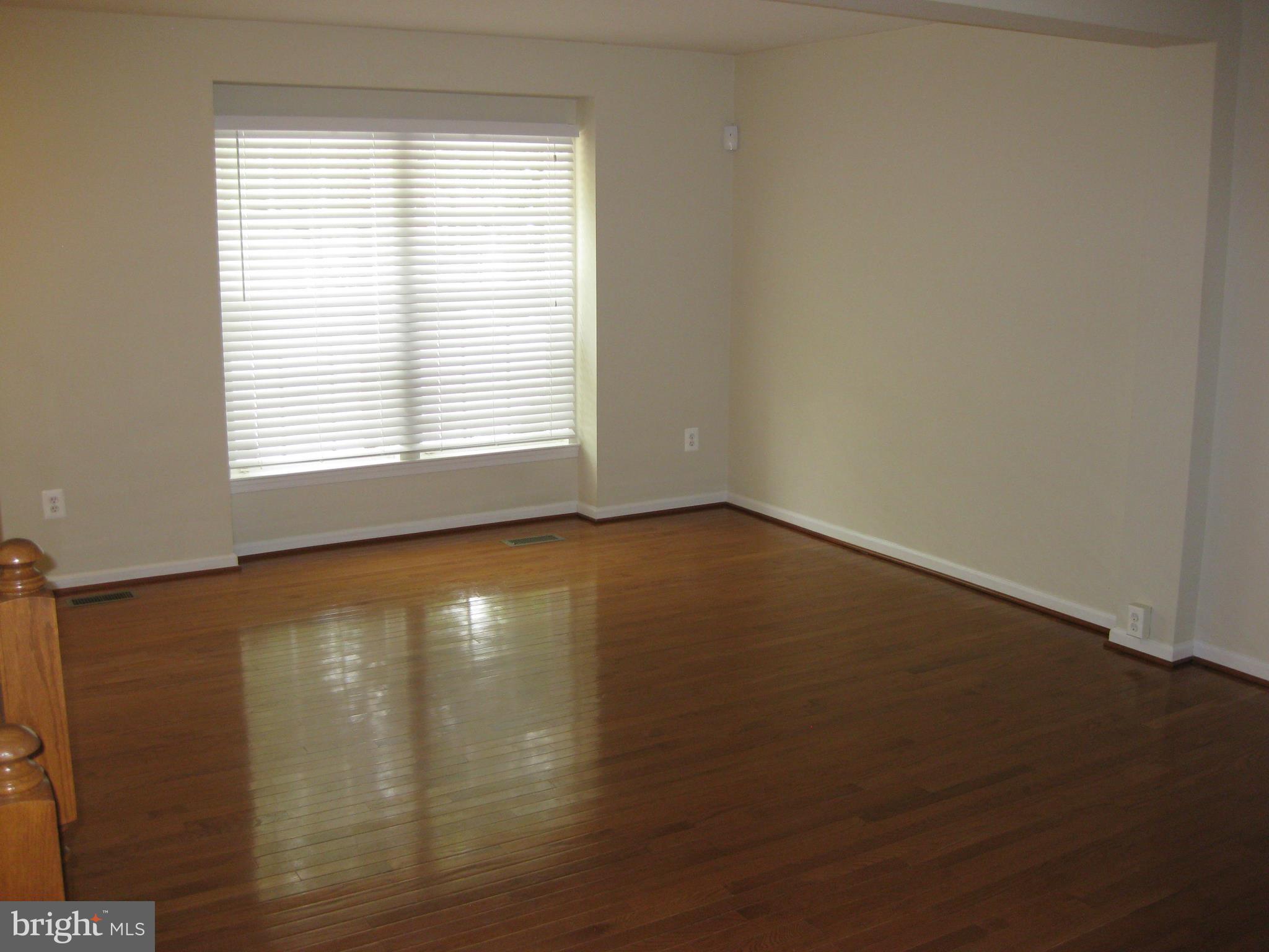 LAKELAND PLACE - Residential