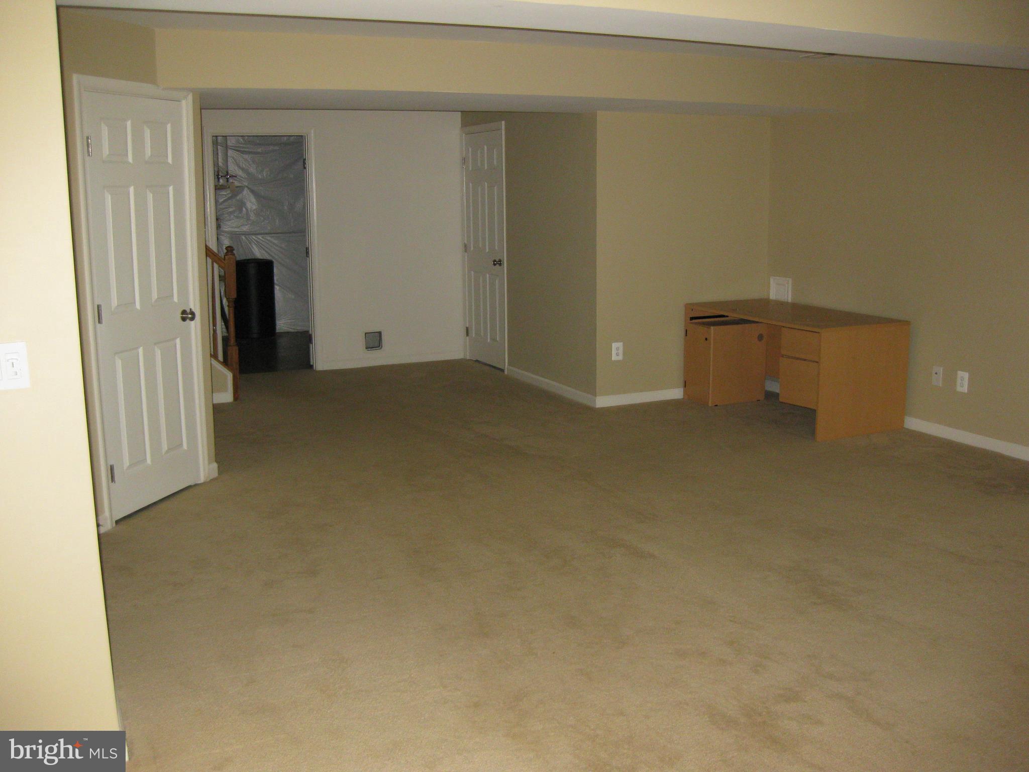 LAKELAND PLACE - Residential