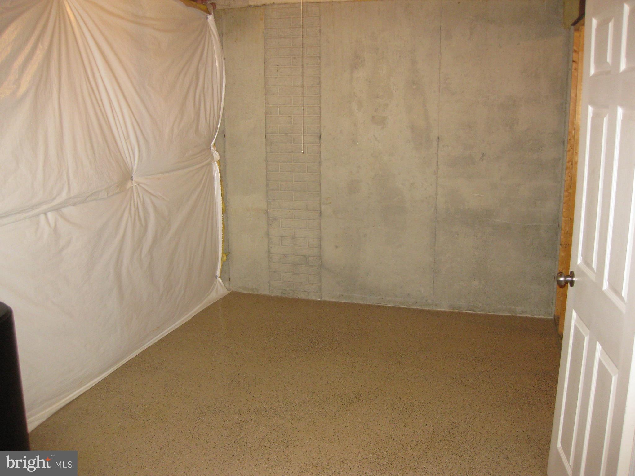 LAKELAND PLACE - Residential