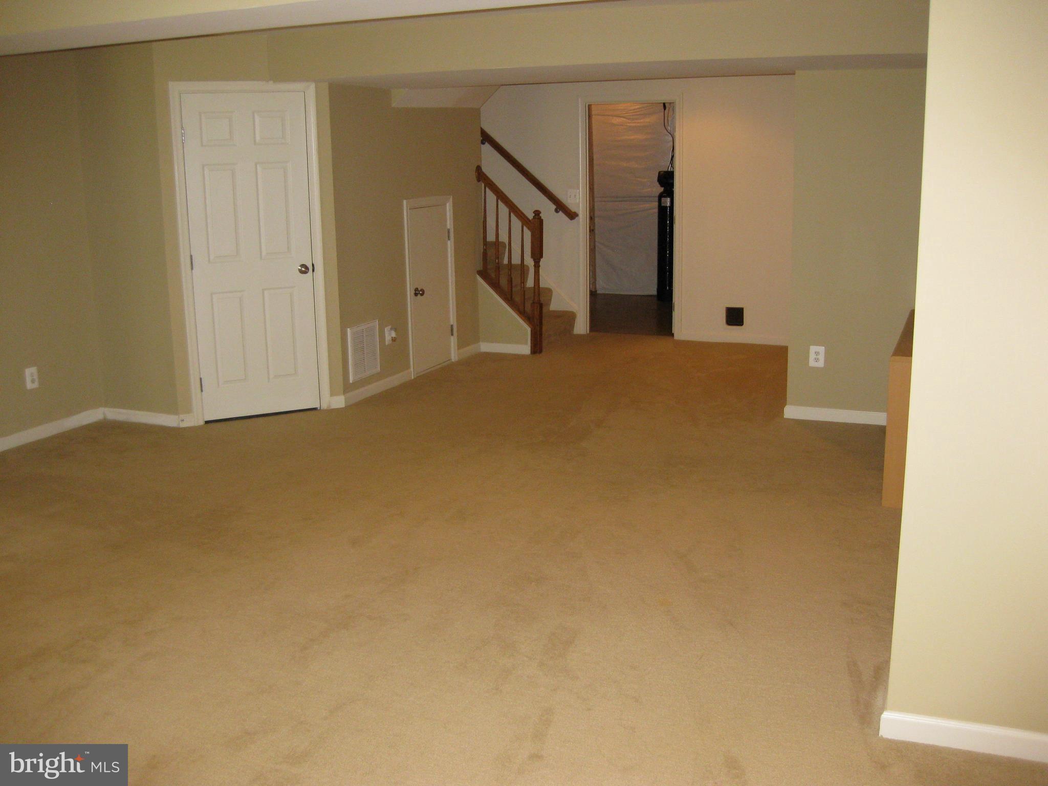 LAKELAND PLACE - Residential