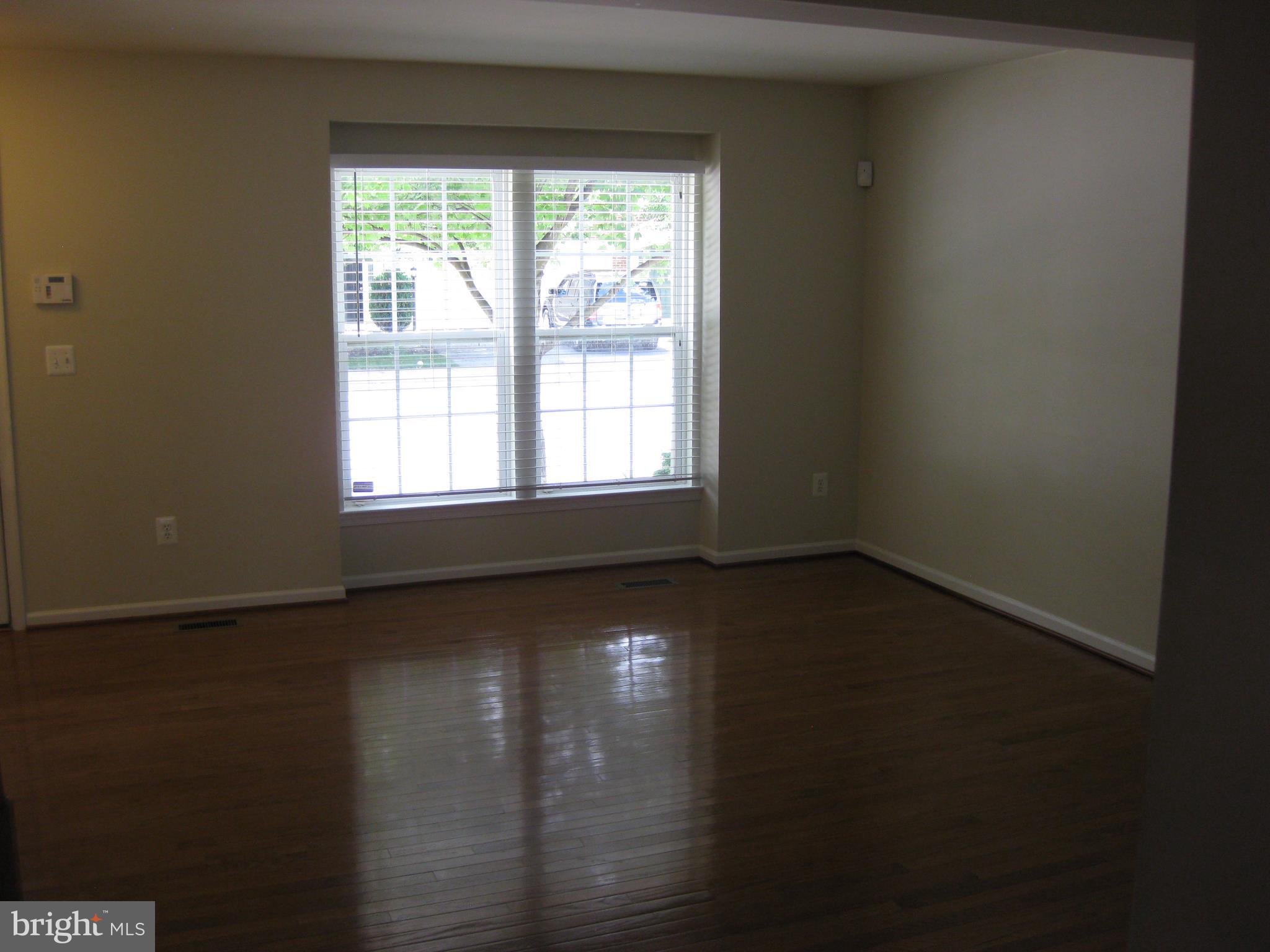 LAKELAND PLACE - Residential