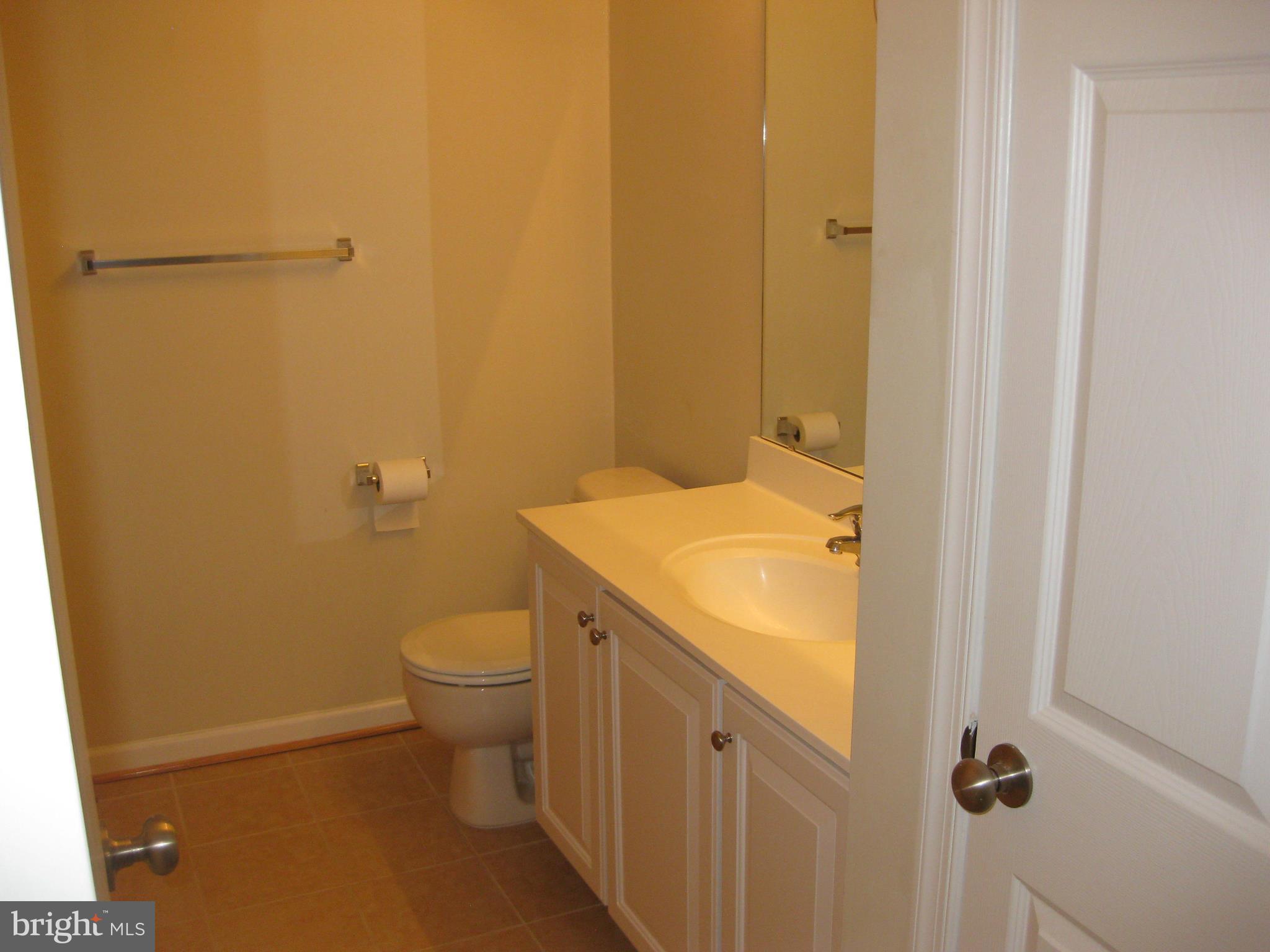 LAKELAND PLACE - Residential