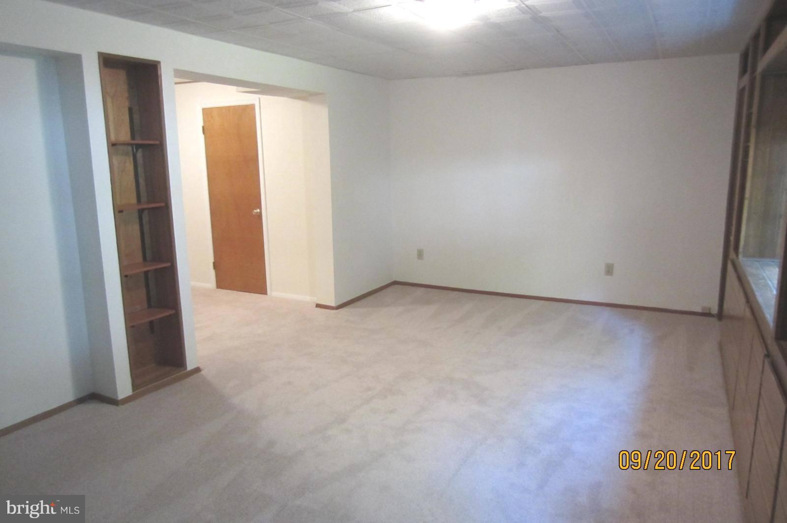 BURKE VILLAGE - Residential Lease