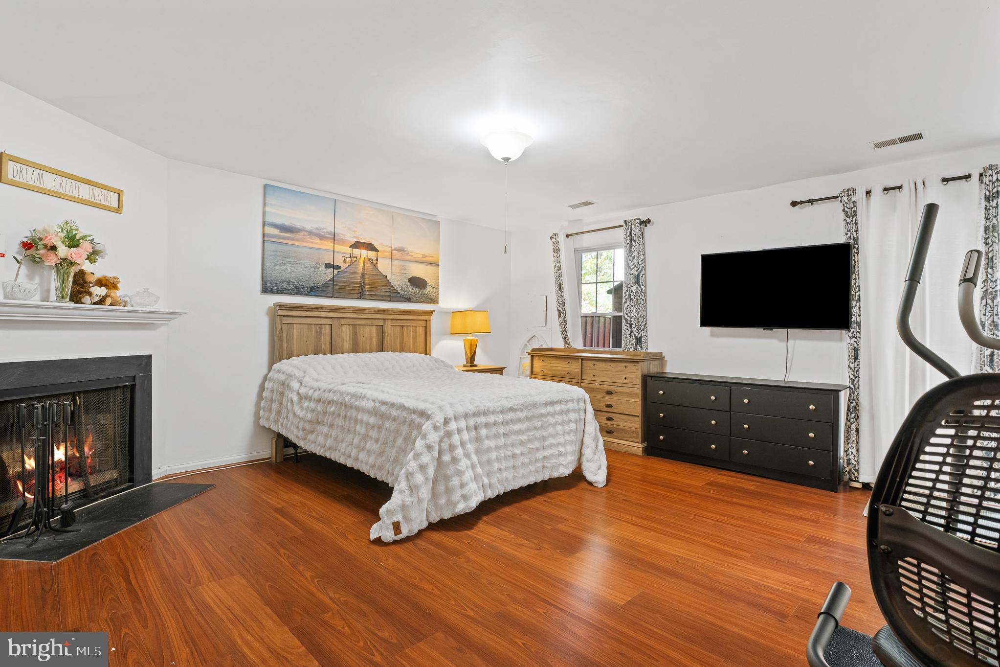 GERMANTOWN VIEW - Residential