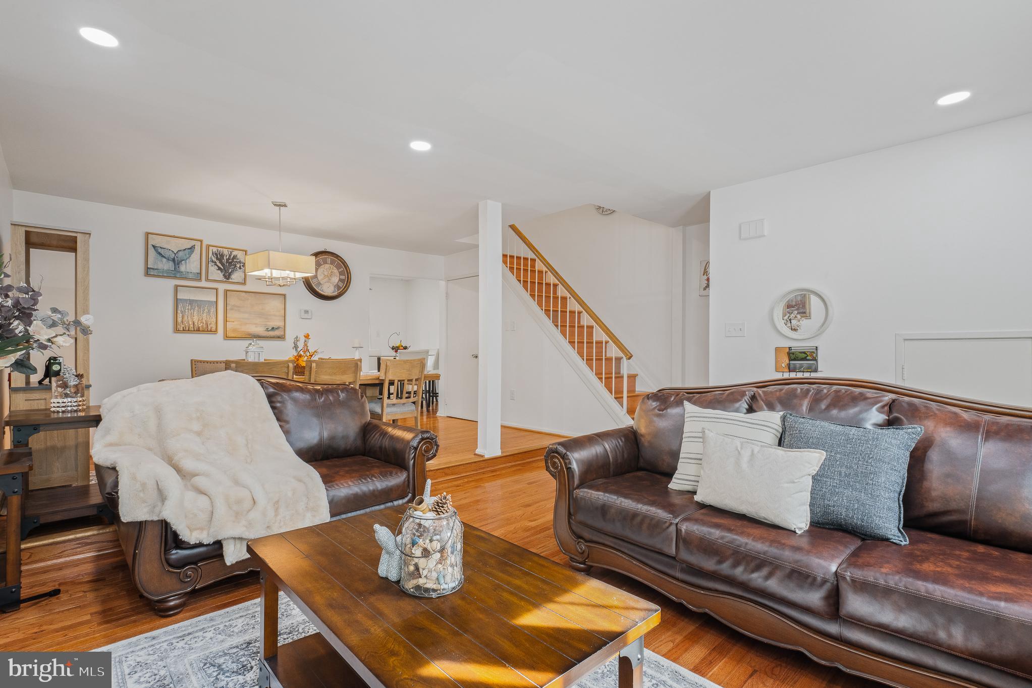 GERMANTOWN VIEW - Residential