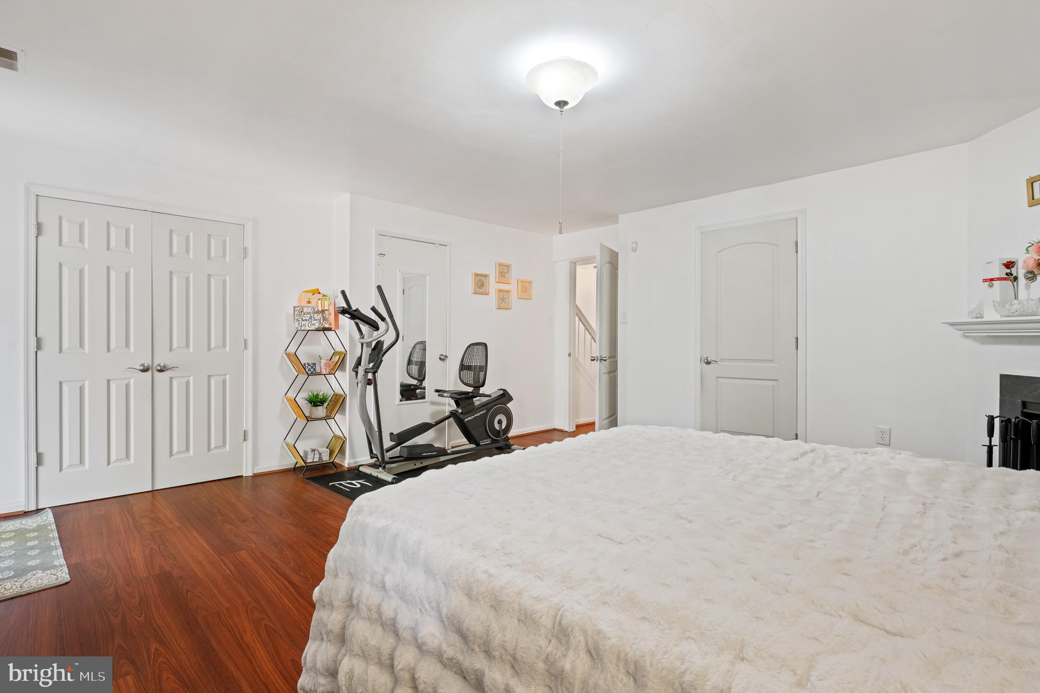 GERMANTOWN VIEW - Residential