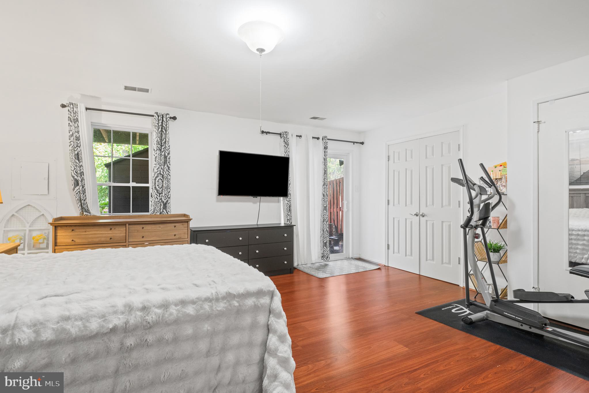 GERMANTOWN VIEW - Residential